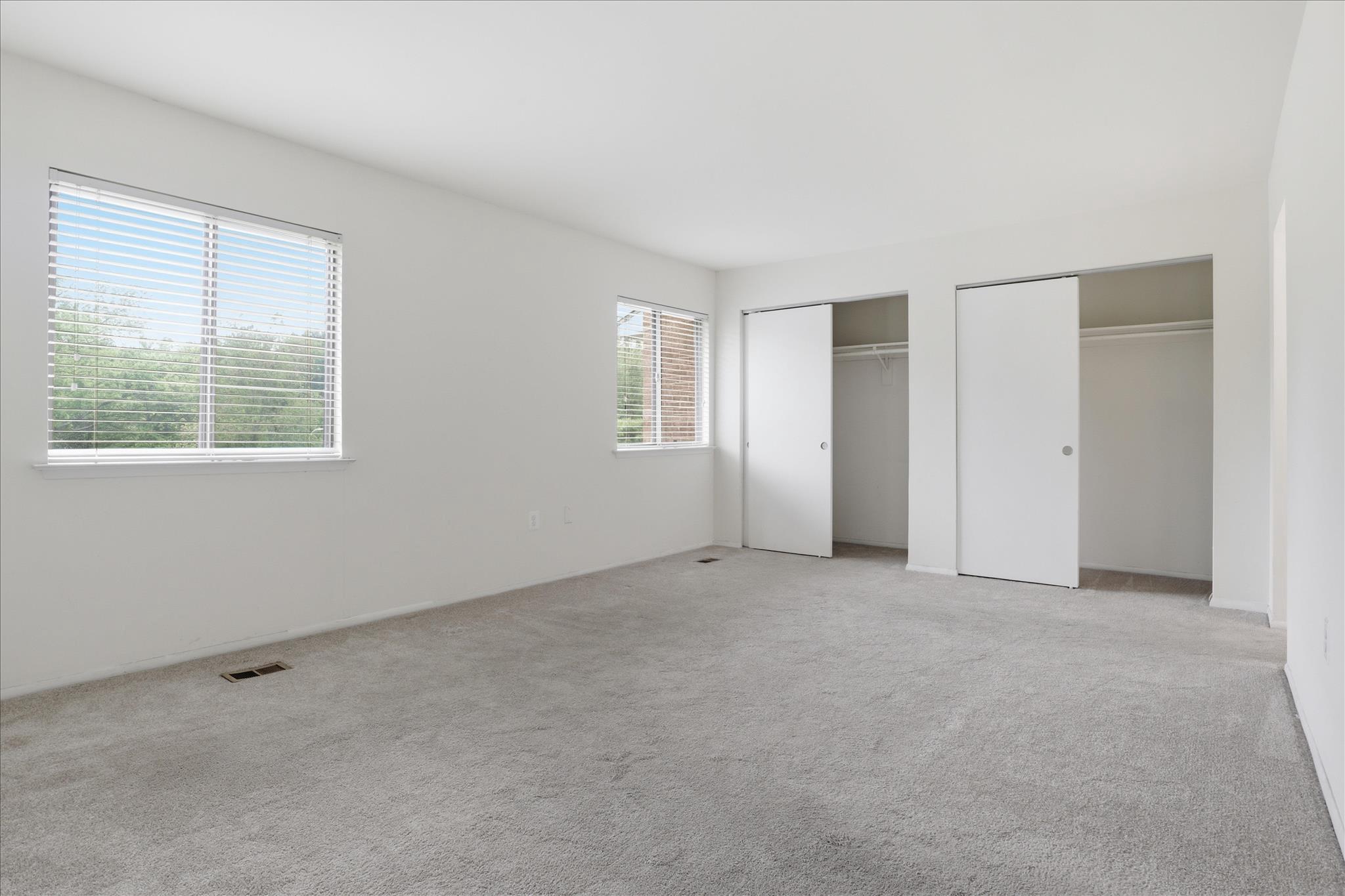 LEISURE WORLD - Residential