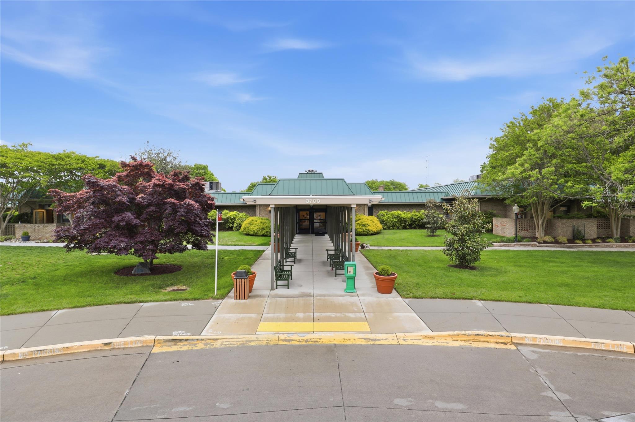 LEISURE WORLD - Residential