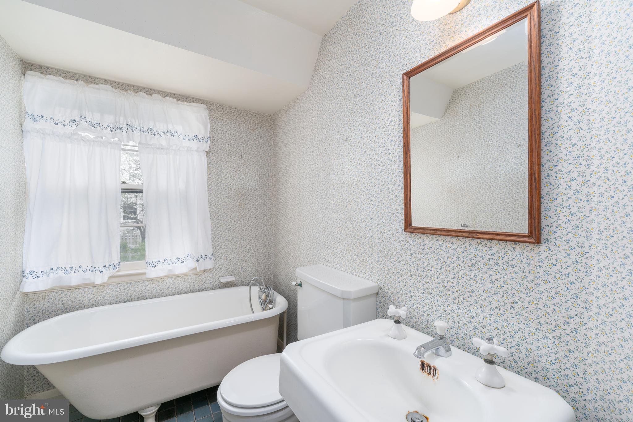 WEST TOWSON - Residential