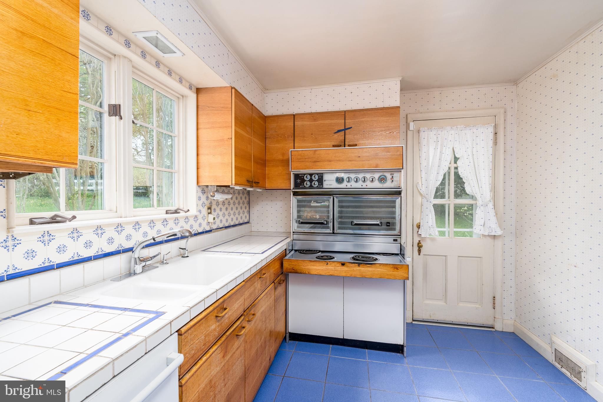 WEST TOWSON - Residential