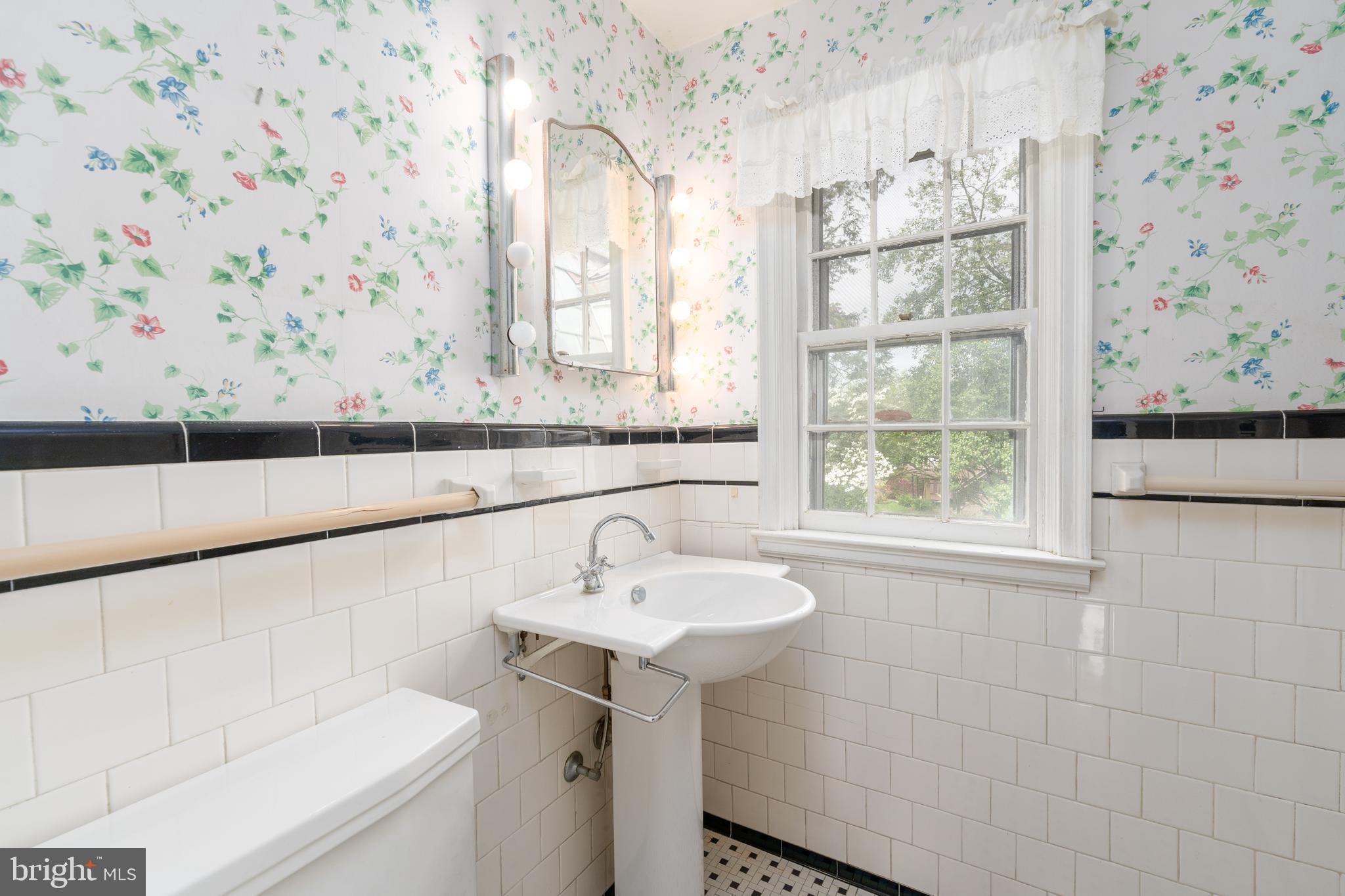 WEST TOWSON - Residential