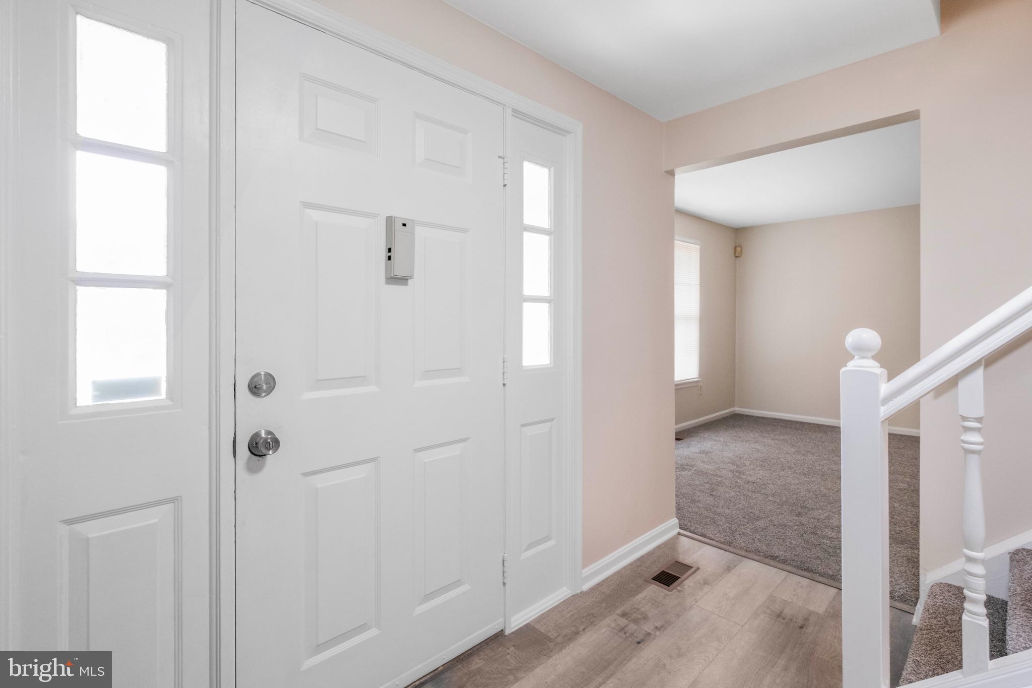 GLASSMANOR - Residential Lease