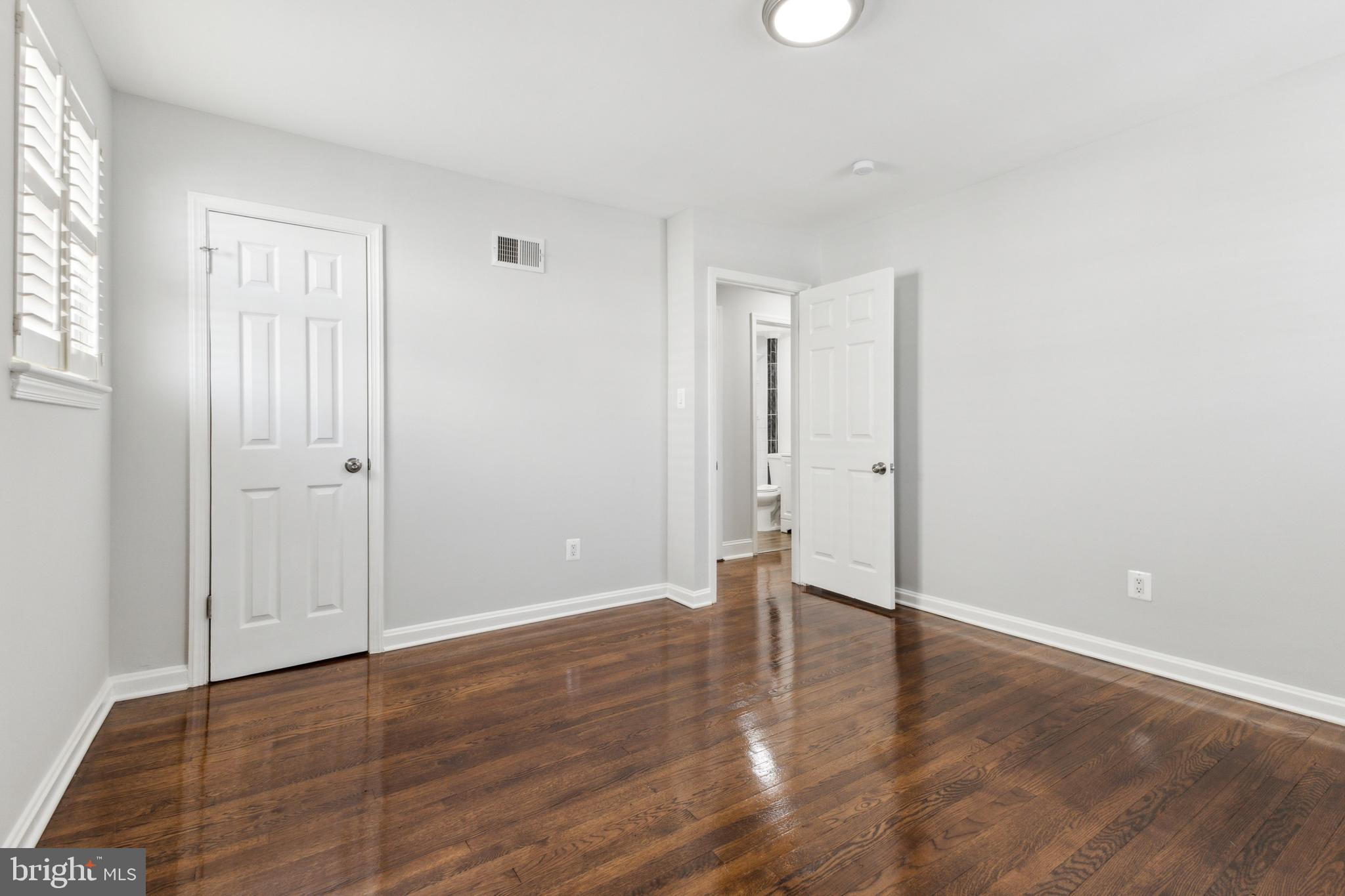 NORTH FORESTVILLE - Residential