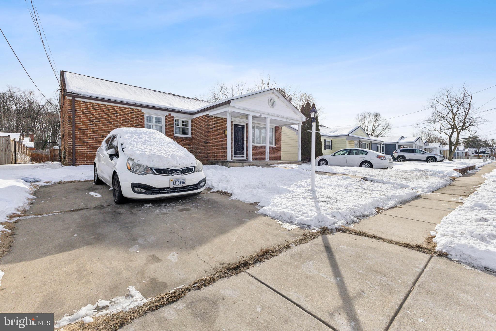 NORTH FORESTVILLE - Residential