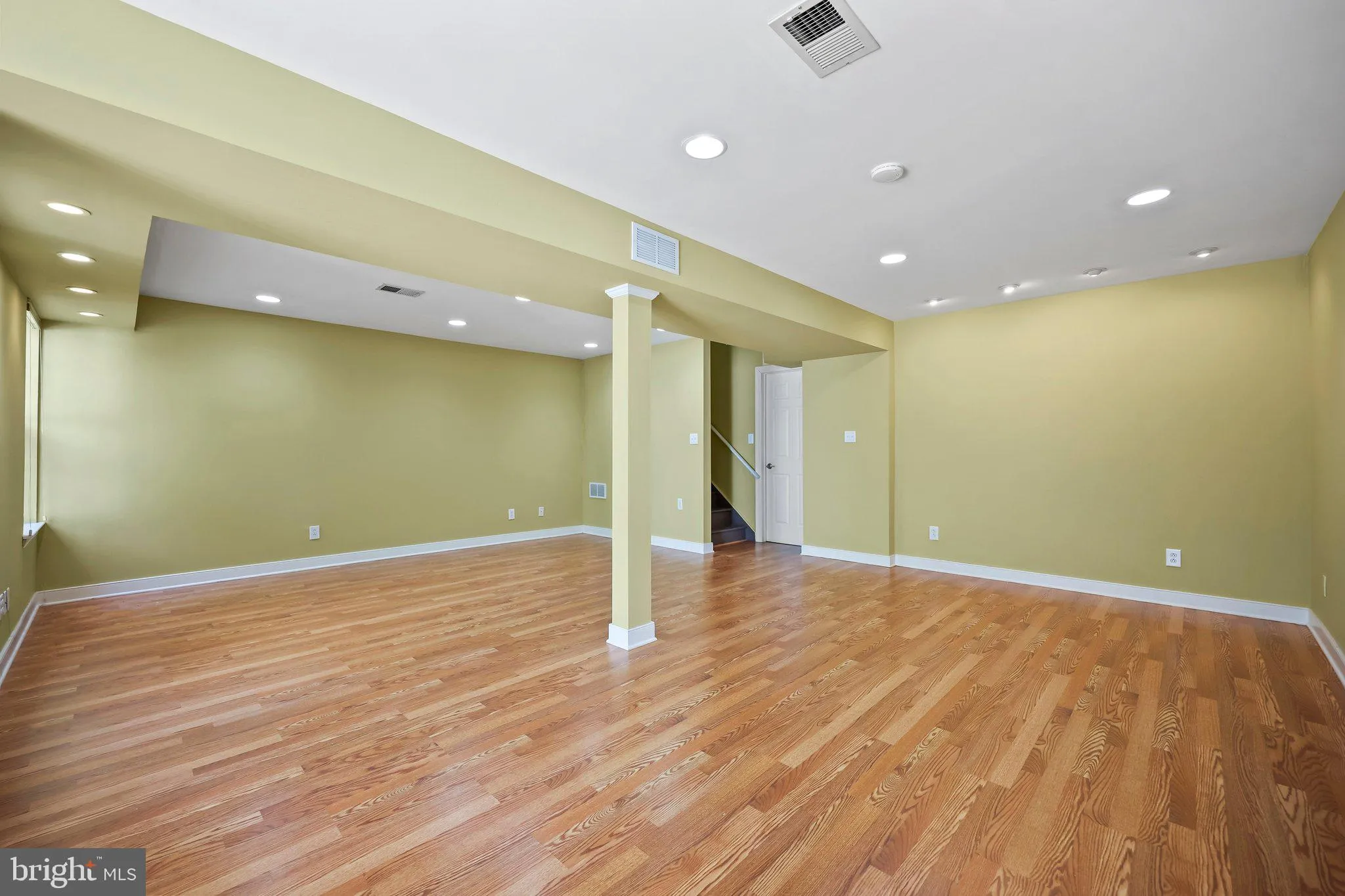 Bridgewater, New Jersey 08807, United States, 2 Bedrooms Bedrooms, ,3 BathroomsBathrooms,Residential,Active,135289