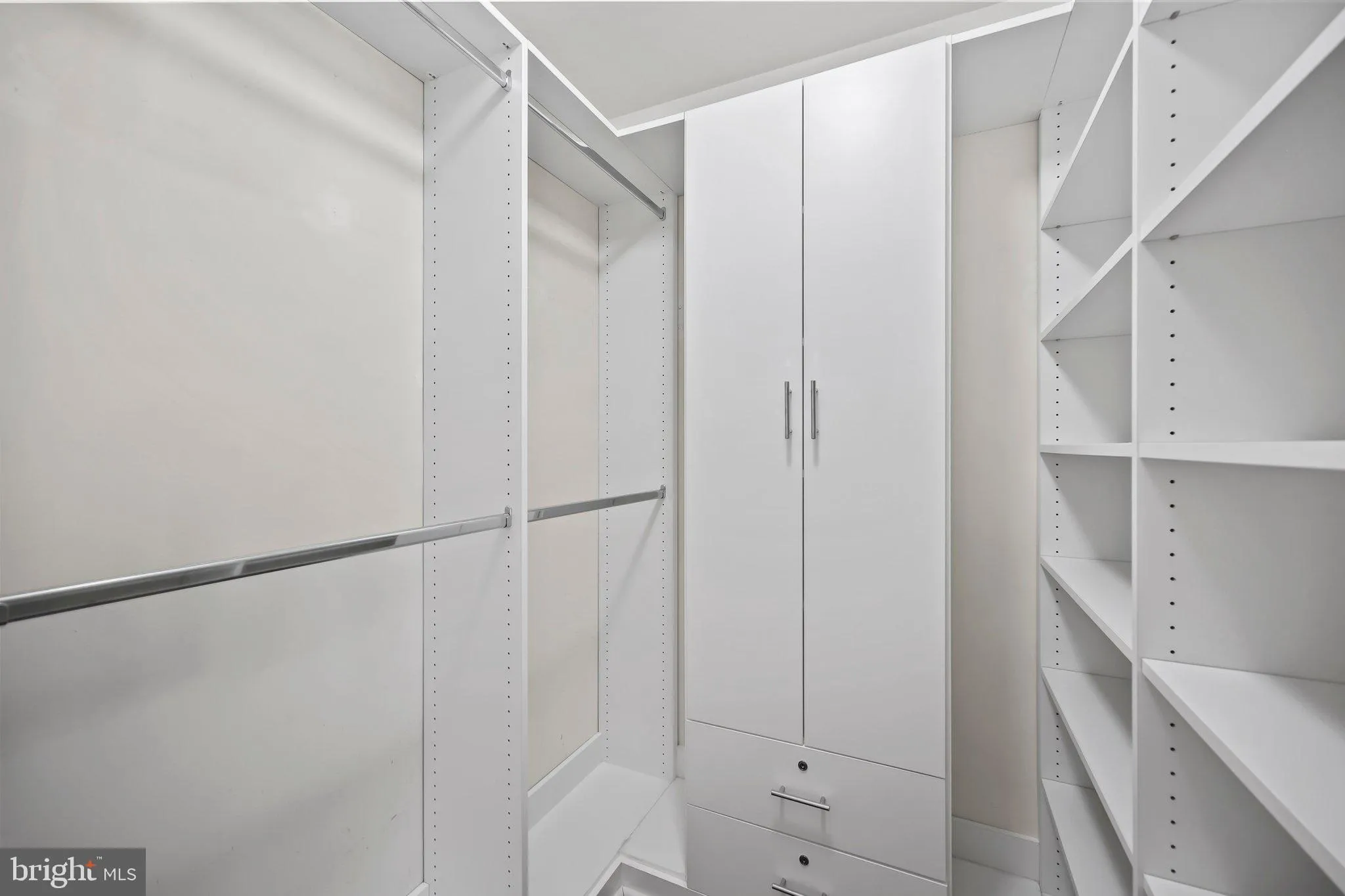 Bridgewater, New Jersey 08807, United States, 2 Bedrooms Bedrooms, ,3 BathroomsBathrooms,Residential,Active,135289