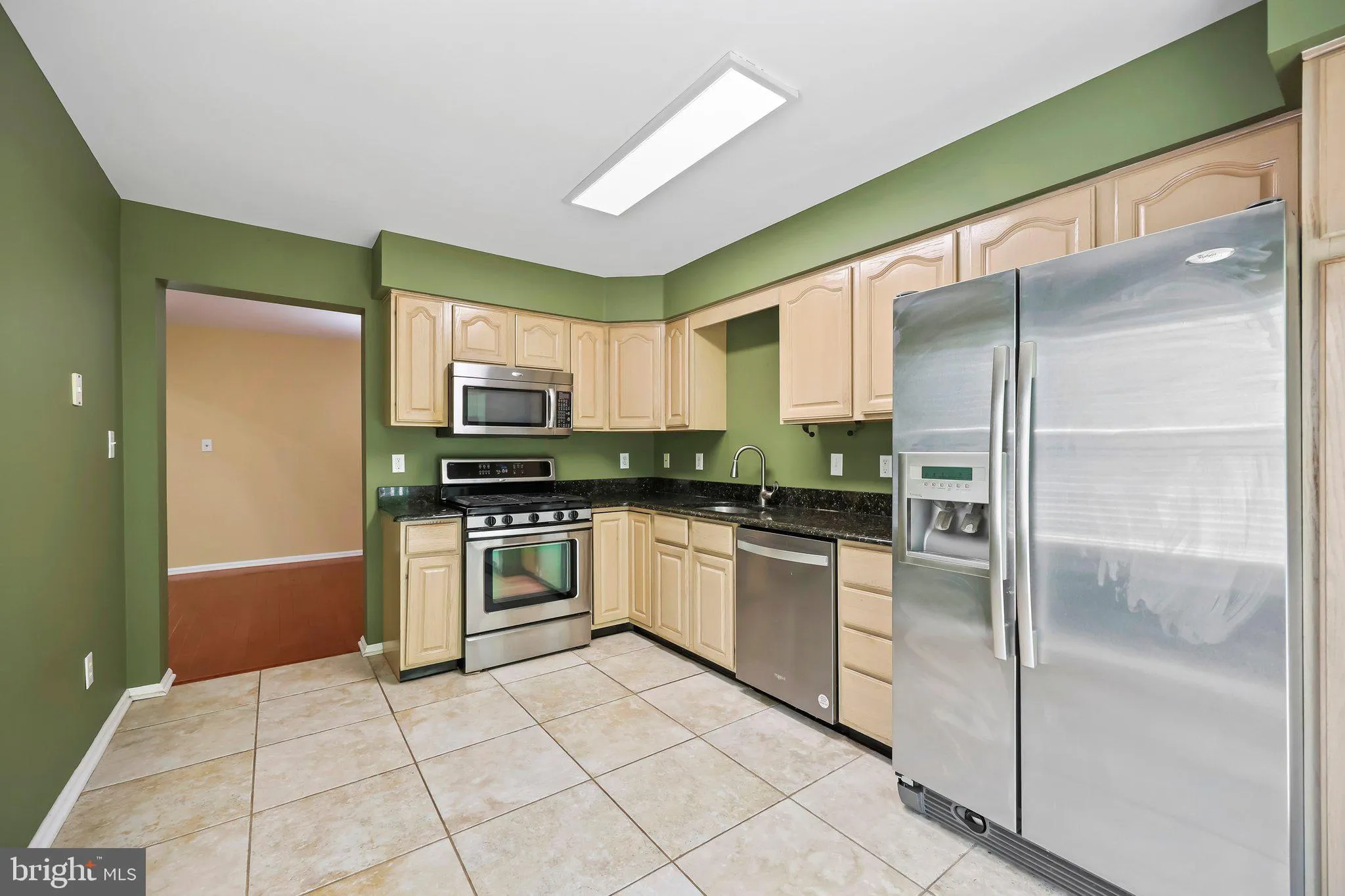 Bridgewater, New Jersey 08807, United States, 2 Bedrooms Bedrooms, ,3 BathroomsBathrooms,Residential,Active,135289