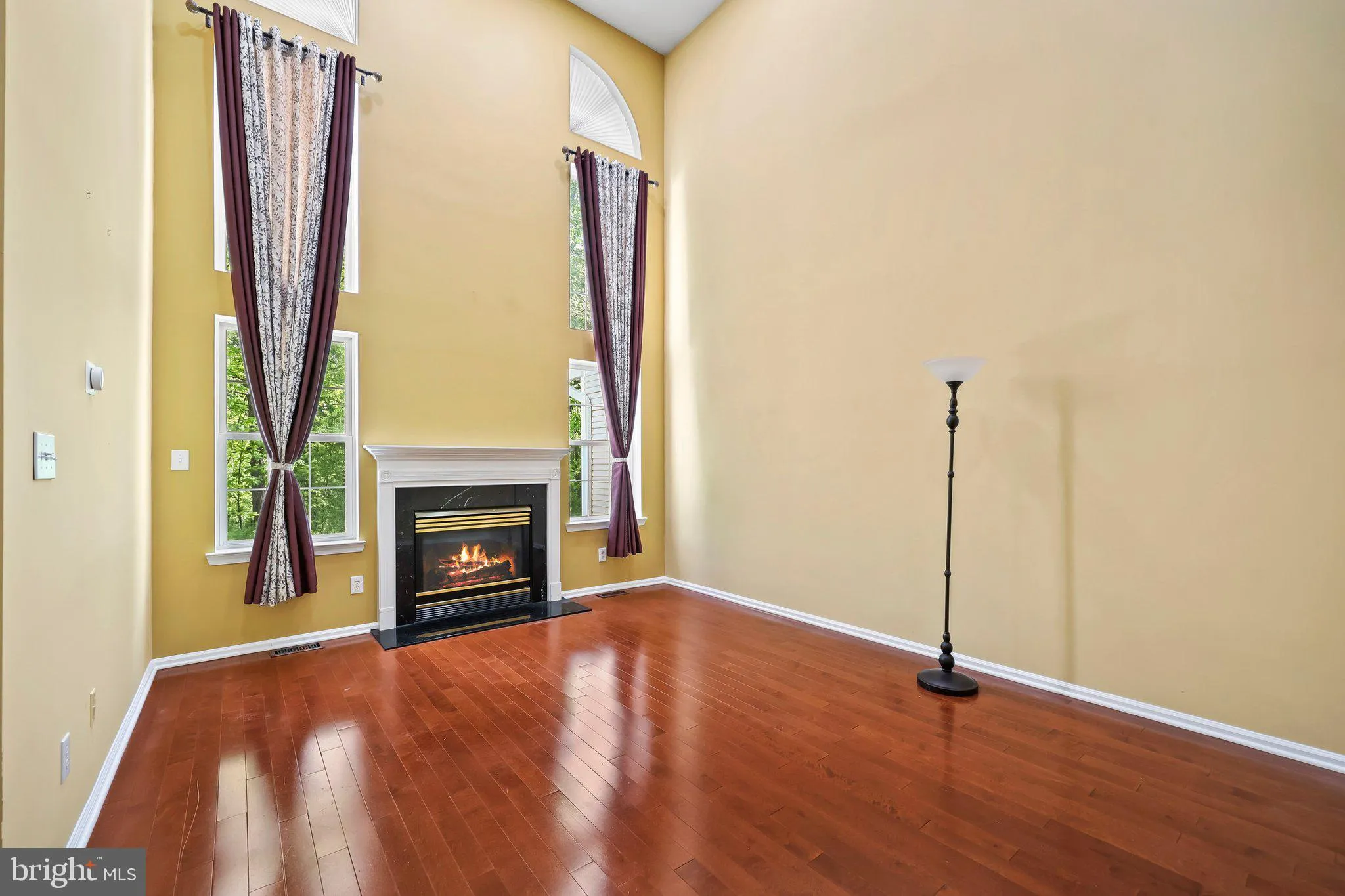 Bridgewater, New Jersey 08807, United States, 2 Bedrooms Bedrooms, ,3 BathroomsBathrooms,Residential,Active,135289