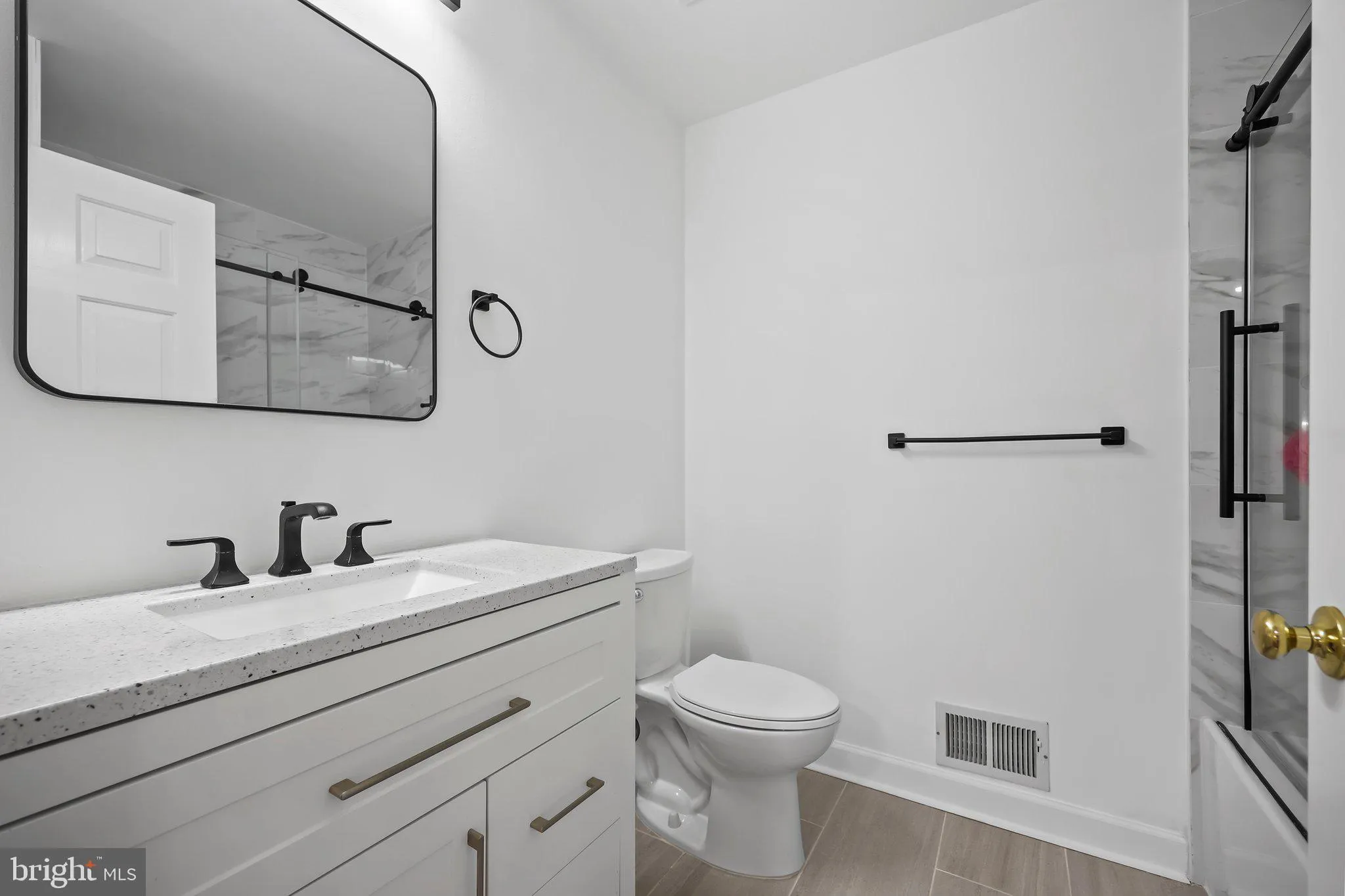 Bridgewater, New Jersey 08807, United States, 2 Bedrooms Bedrooms, ,3 BathroomsBathrooms,Residential,Active,135289