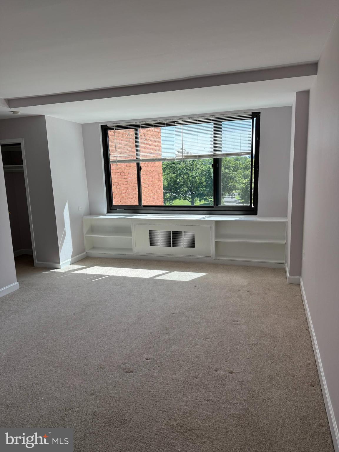 RIVER PLACE - Residential Lease