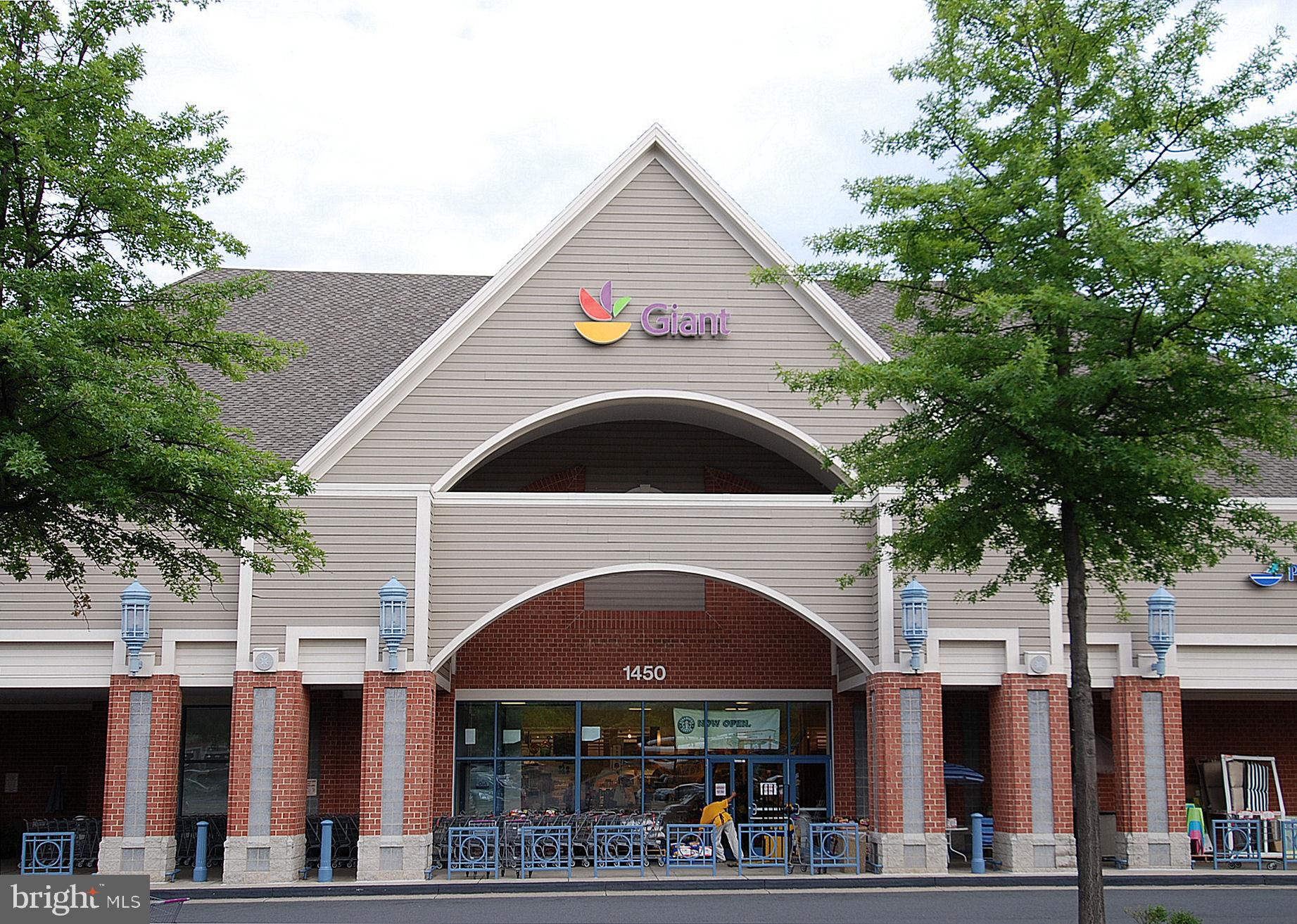 SUTTON RIDGE - Residential