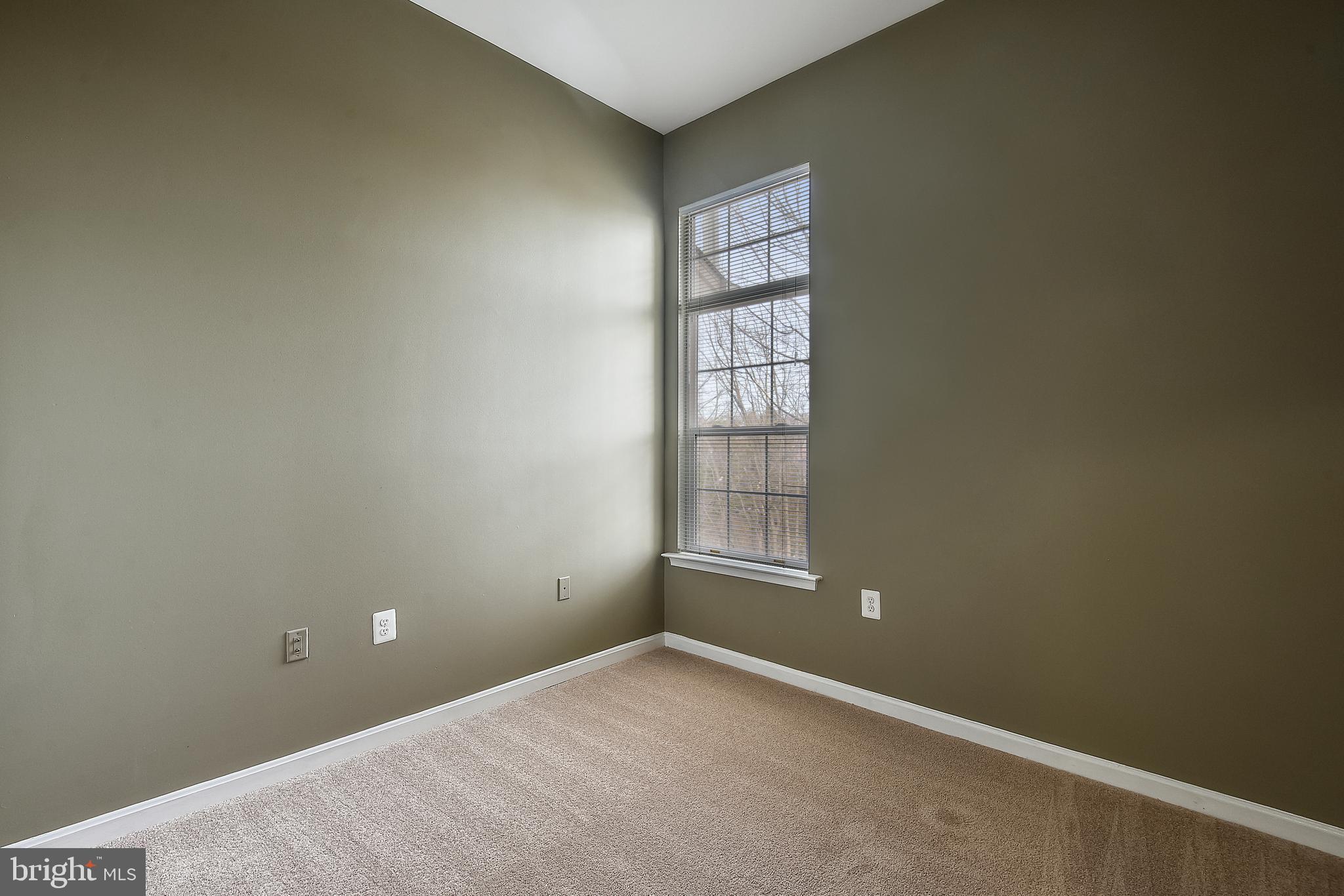 SUTTON RIDGE - Residential