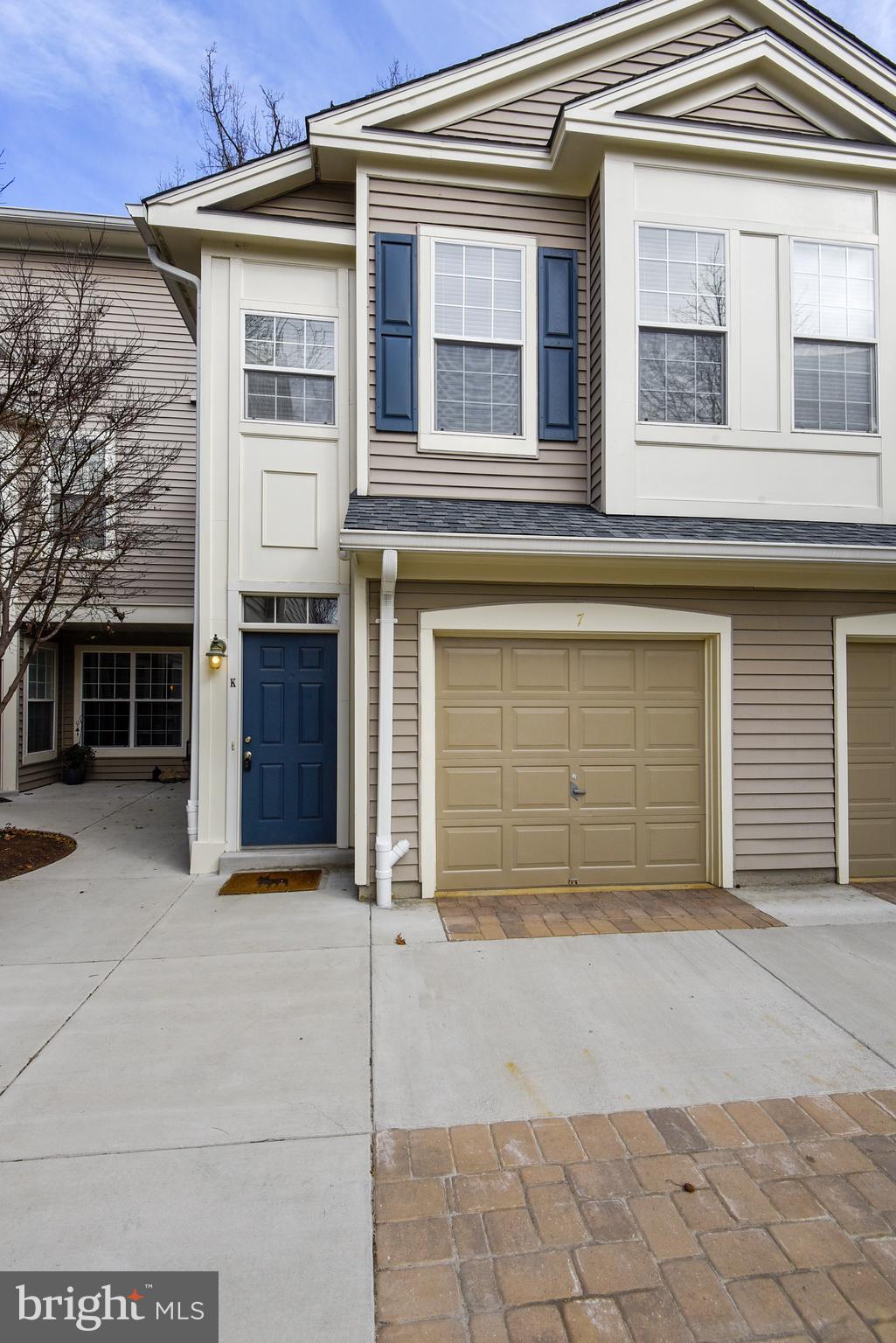 SUTTON RIDGE - Residential