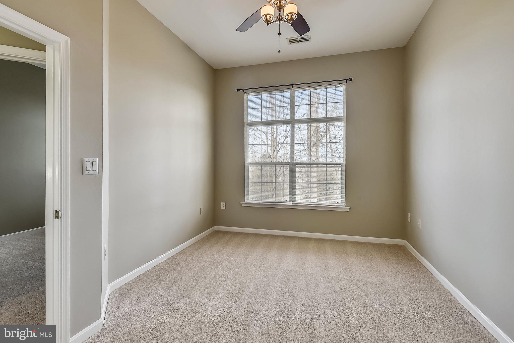 SUTTON RIDGE - Residential