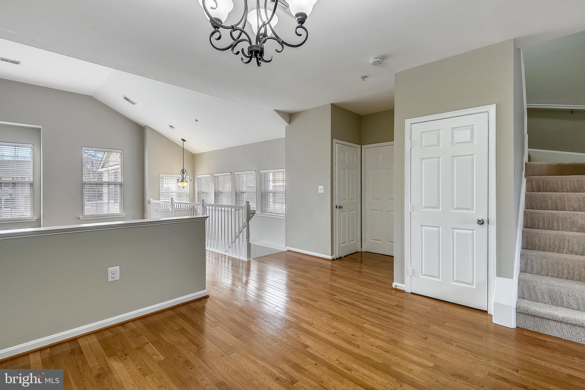 SUTTON RIDGE - Residential