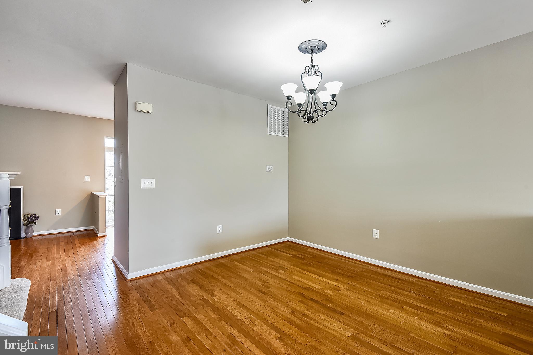 SUTTON RIDGE - Residential