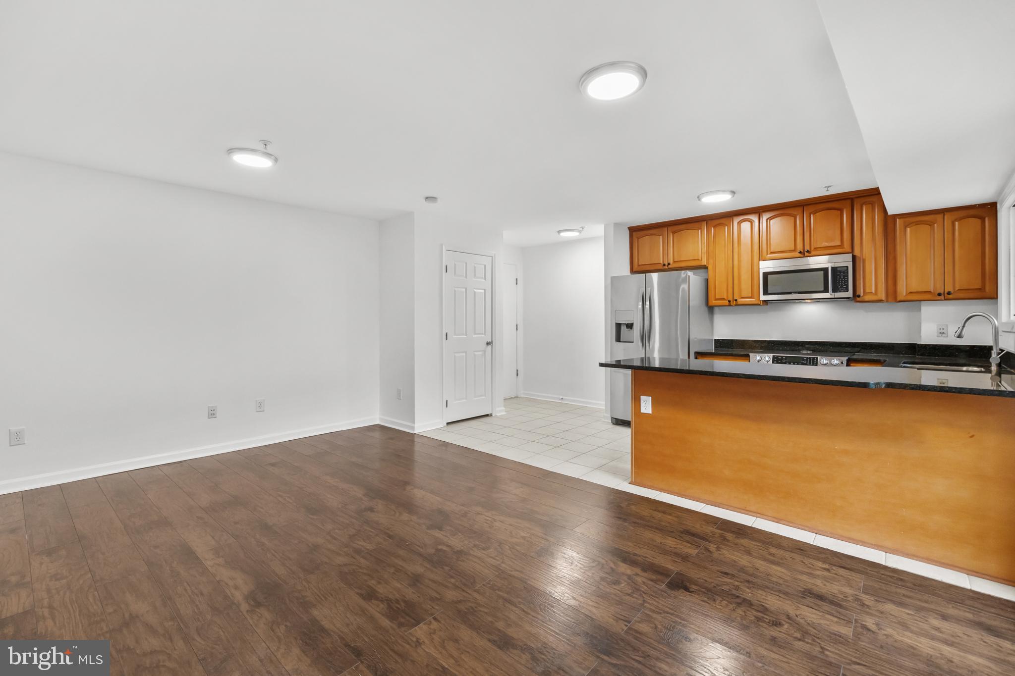 1386 BRYANT STREET NE 103