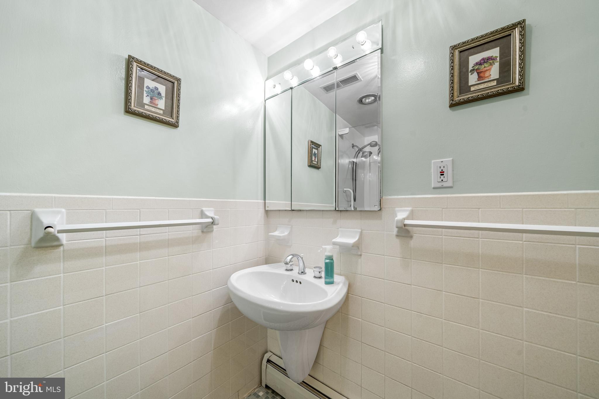 WICOMICO BEACH - Residential