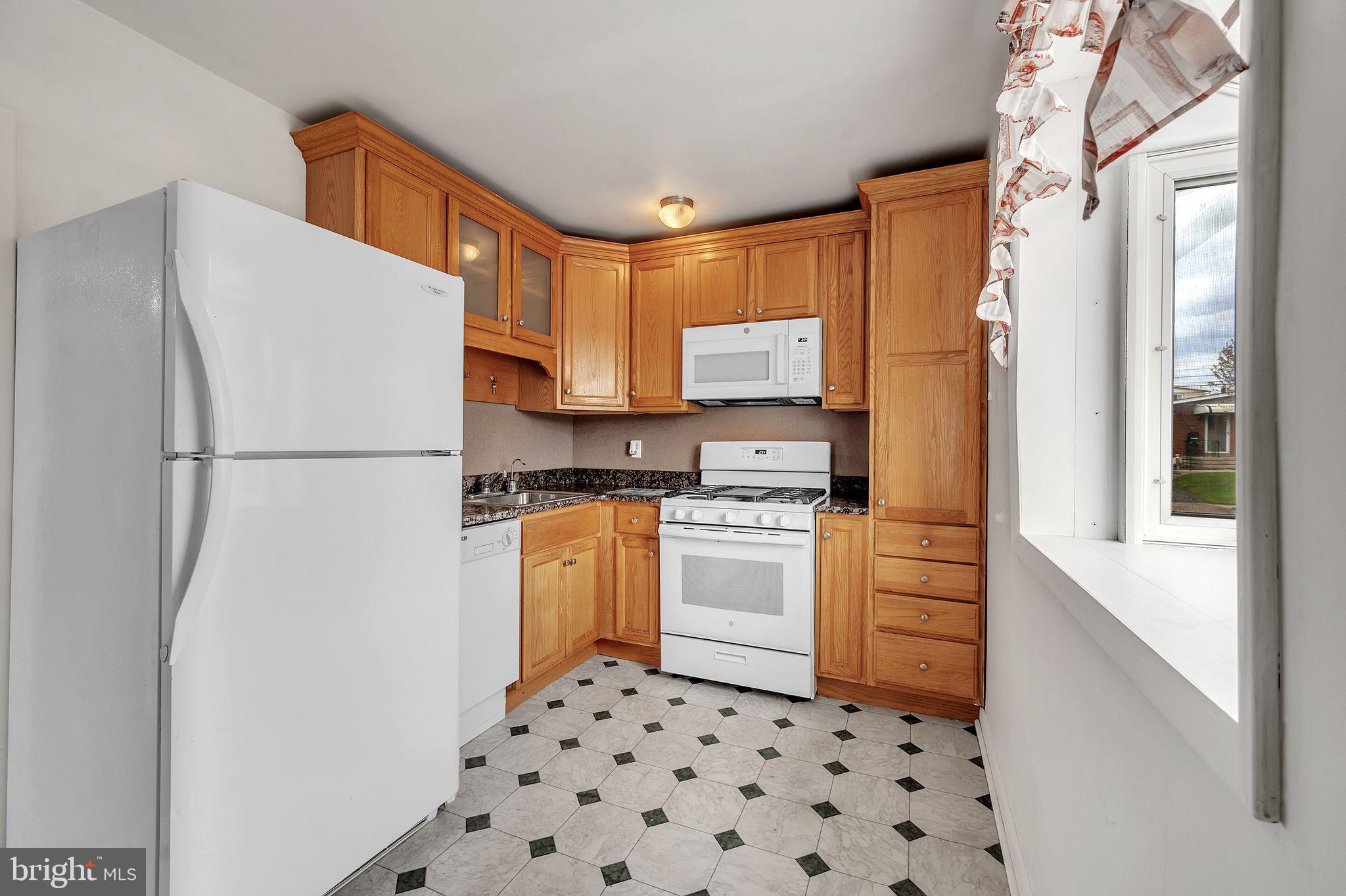 CONSHOHOCKEN - Residential