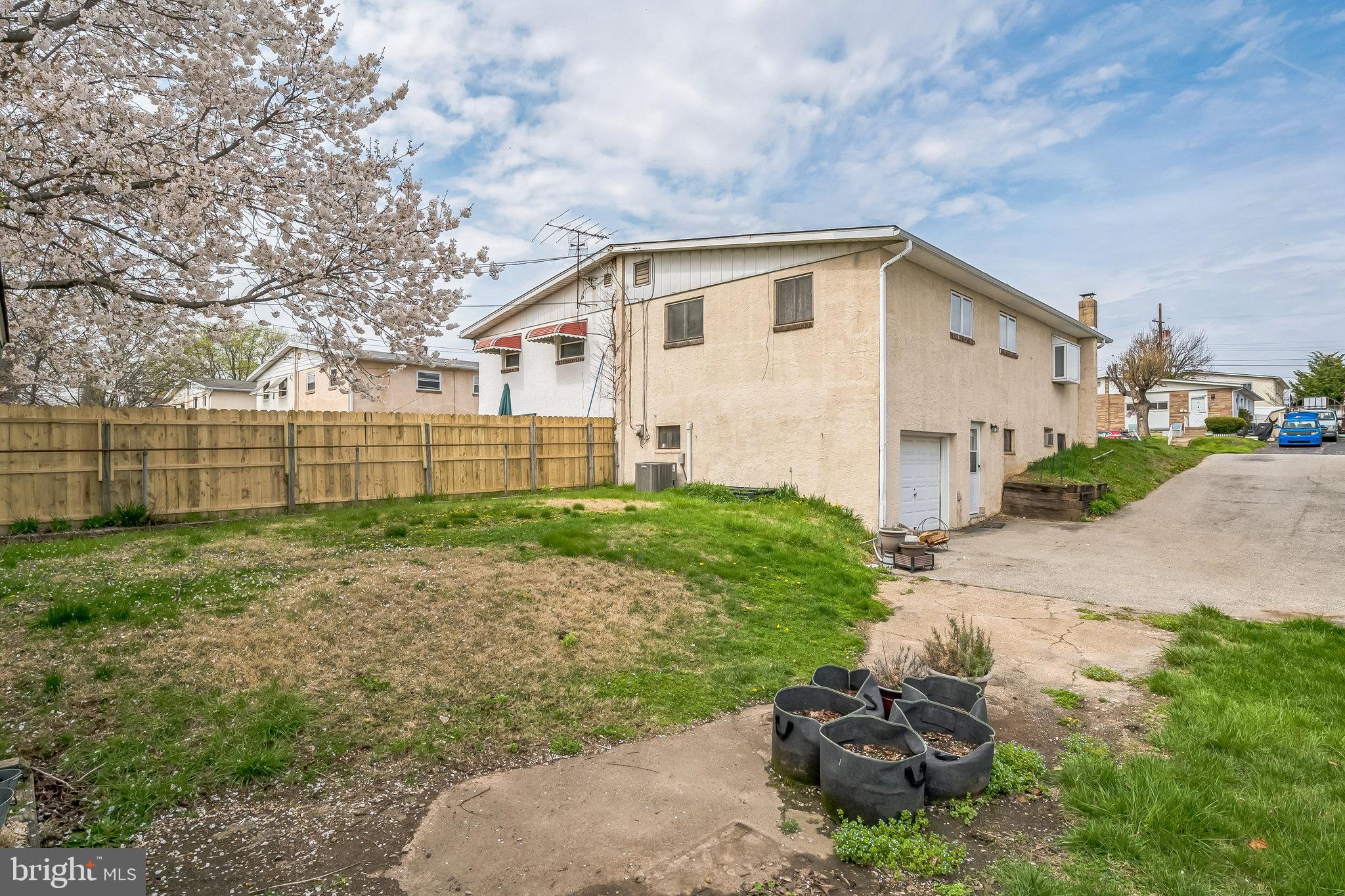 CONSHOHOCKEN - Residential