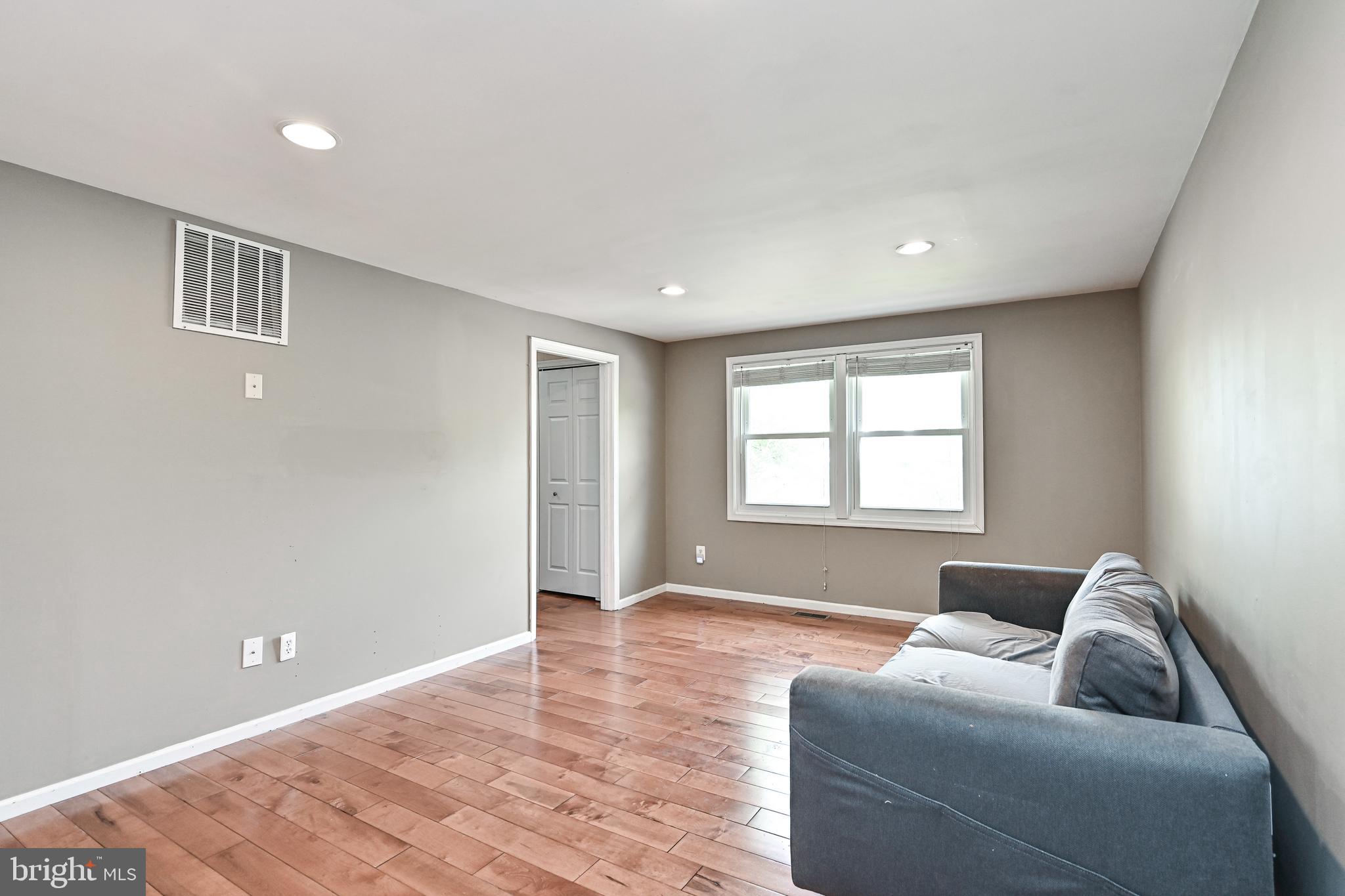 STERLING - Residential