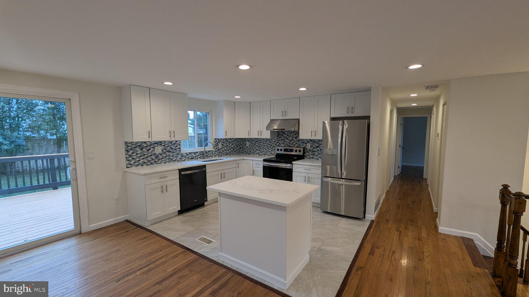 2929 ASHDOWN FOREST DRIVE