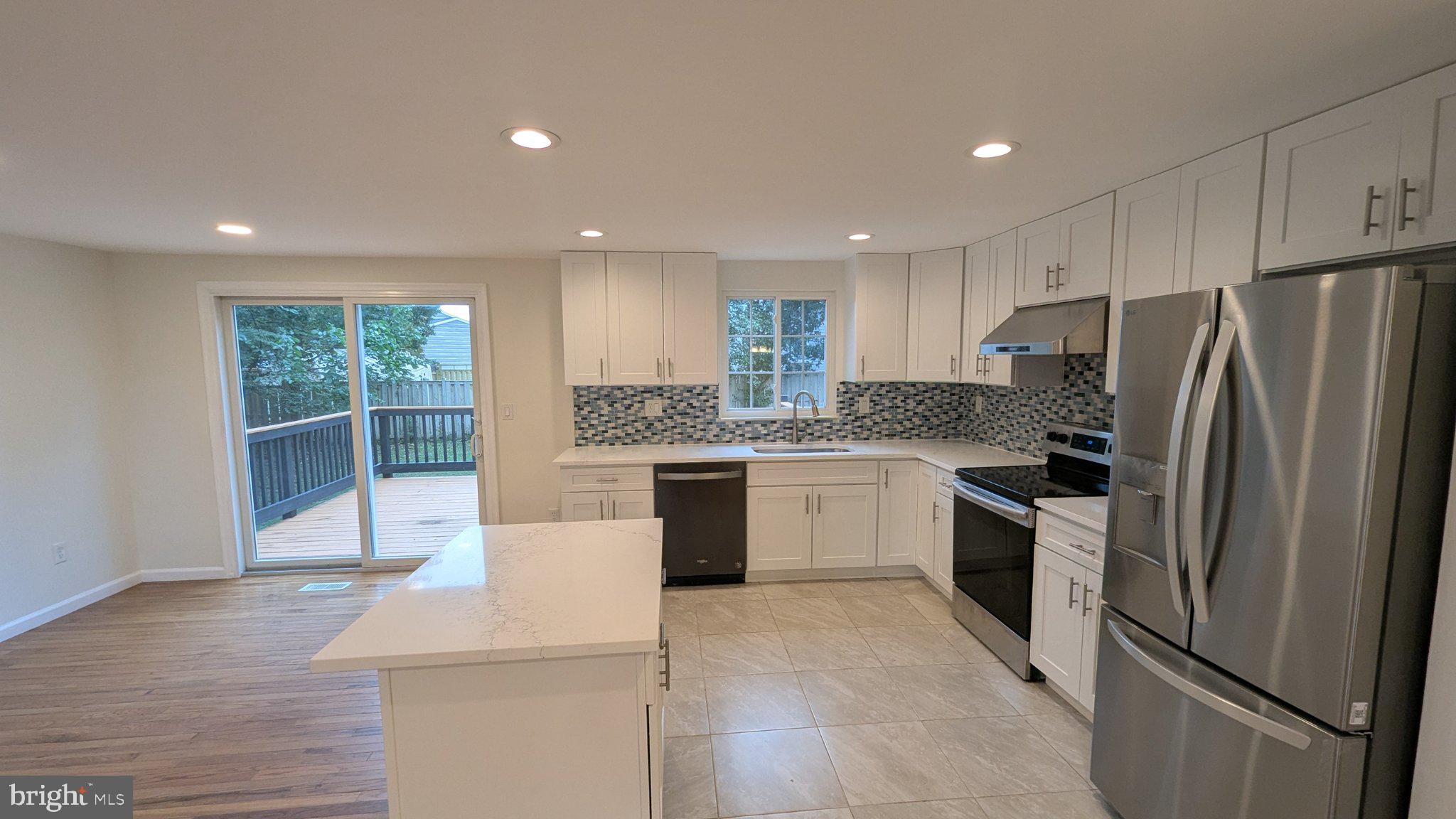 2929 ASHDOWN FOREST DRIVE