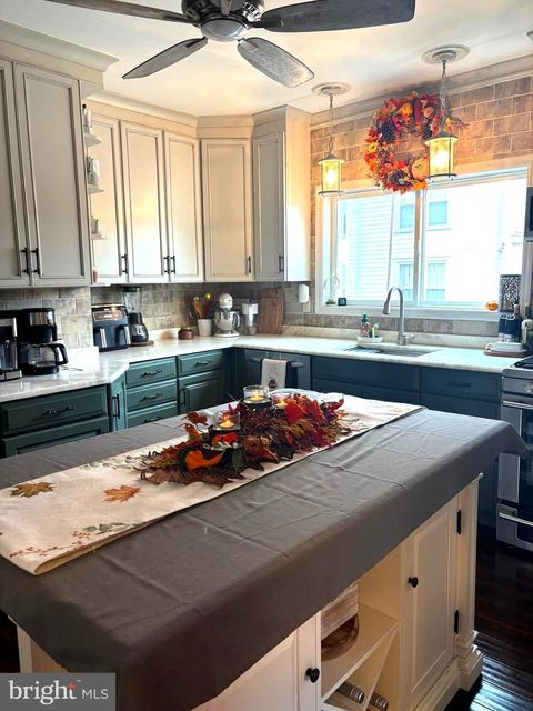 Homes For Sale - 14 Ward Avenue<br/> LEESBURG, NJ 08327