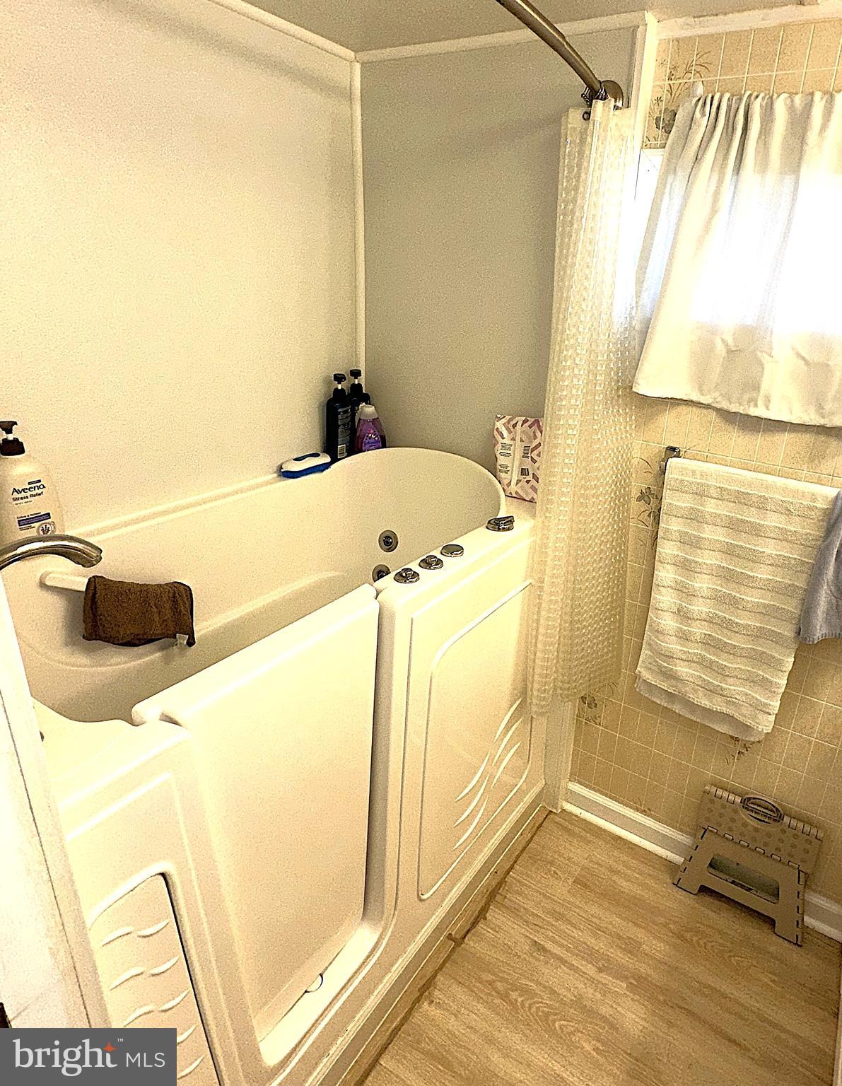 ROL PARK VILLAGE - Residential