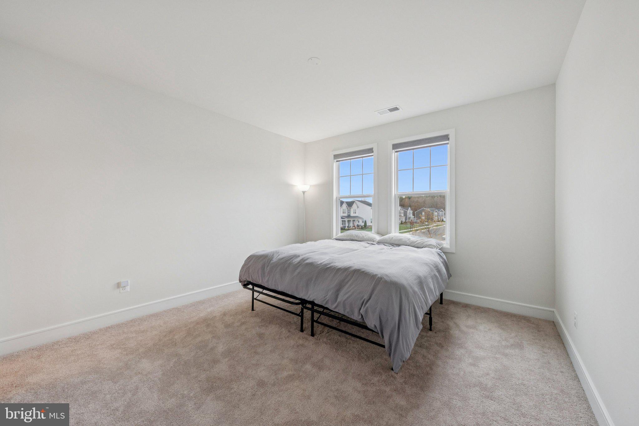 MEADOWBROOK - Residential Lease