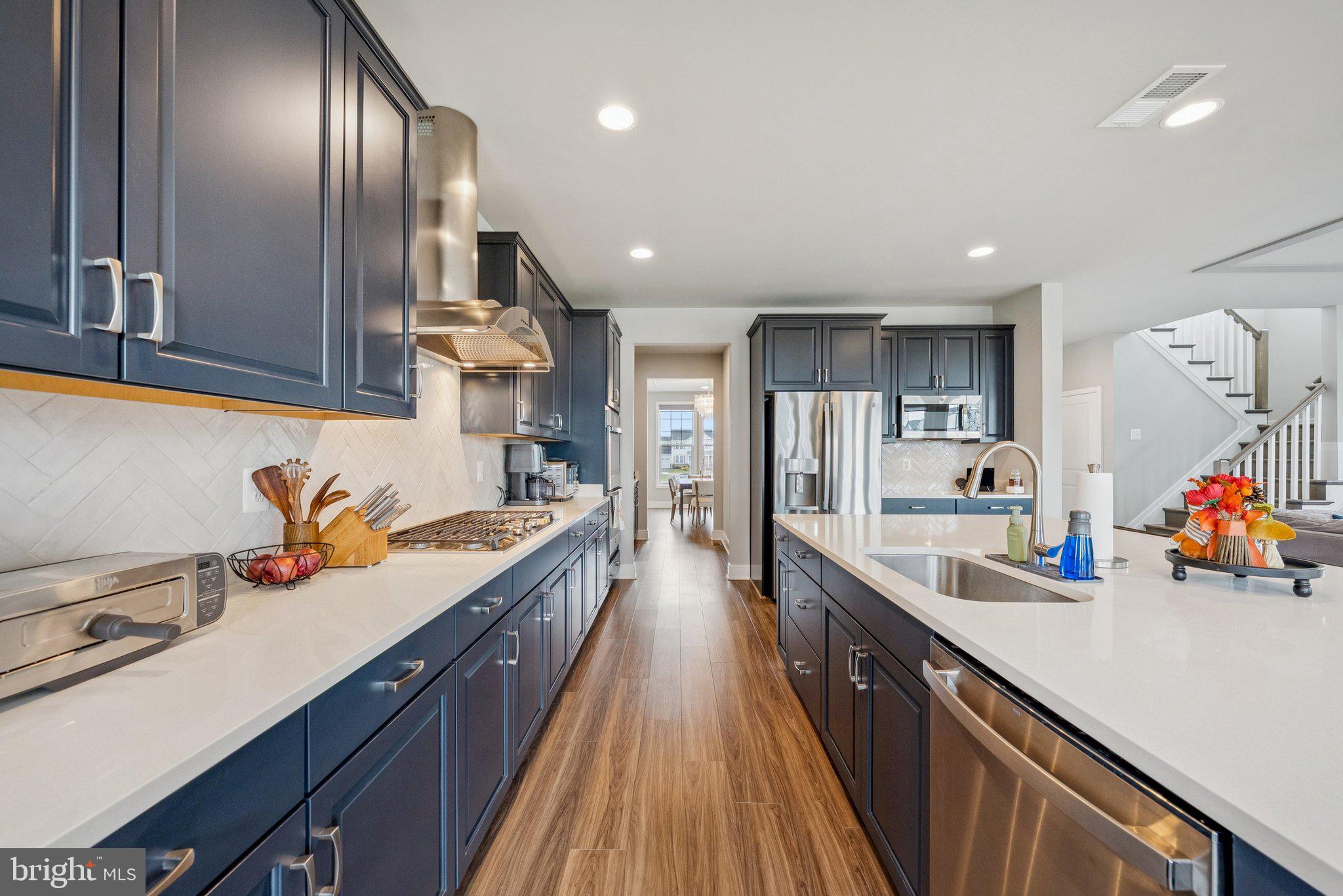 MEADOWBROOK - Residential Lease