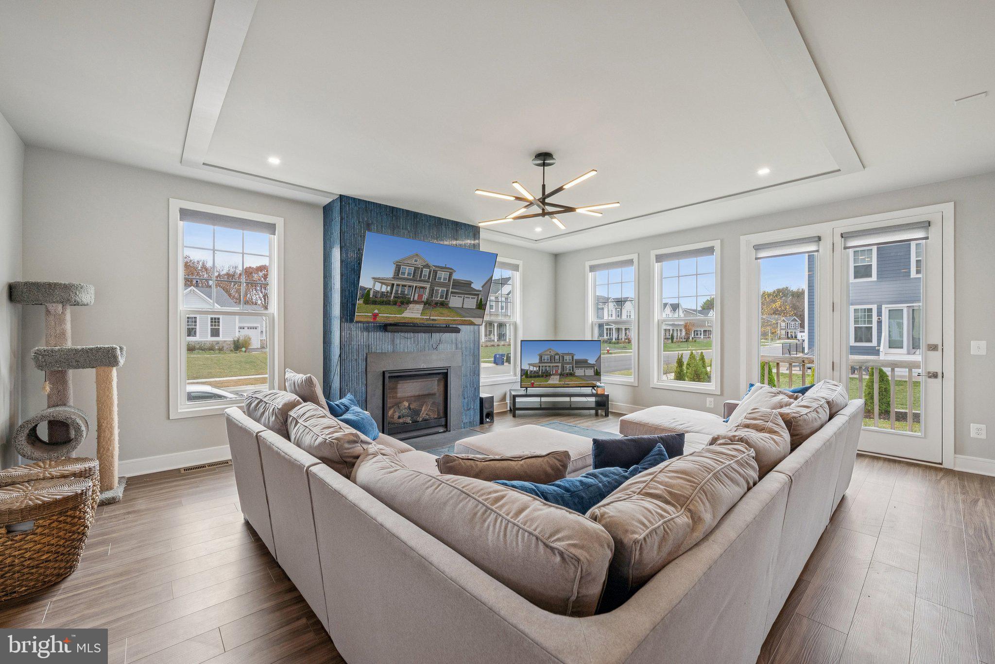 MEADOWBROOK - Residential Lease