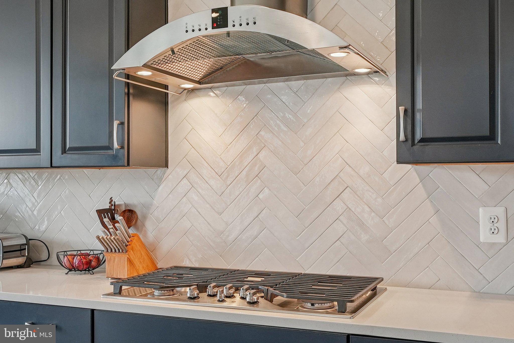 MEADOWBROOK - Residential Lease