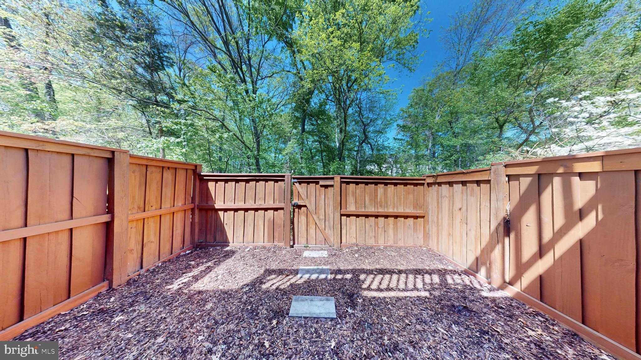 SIGNATURE AT BROADLANDS - Residential