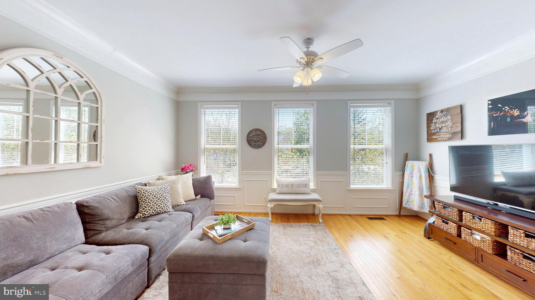 SIGNATURE AT BROADLANDS - Residential