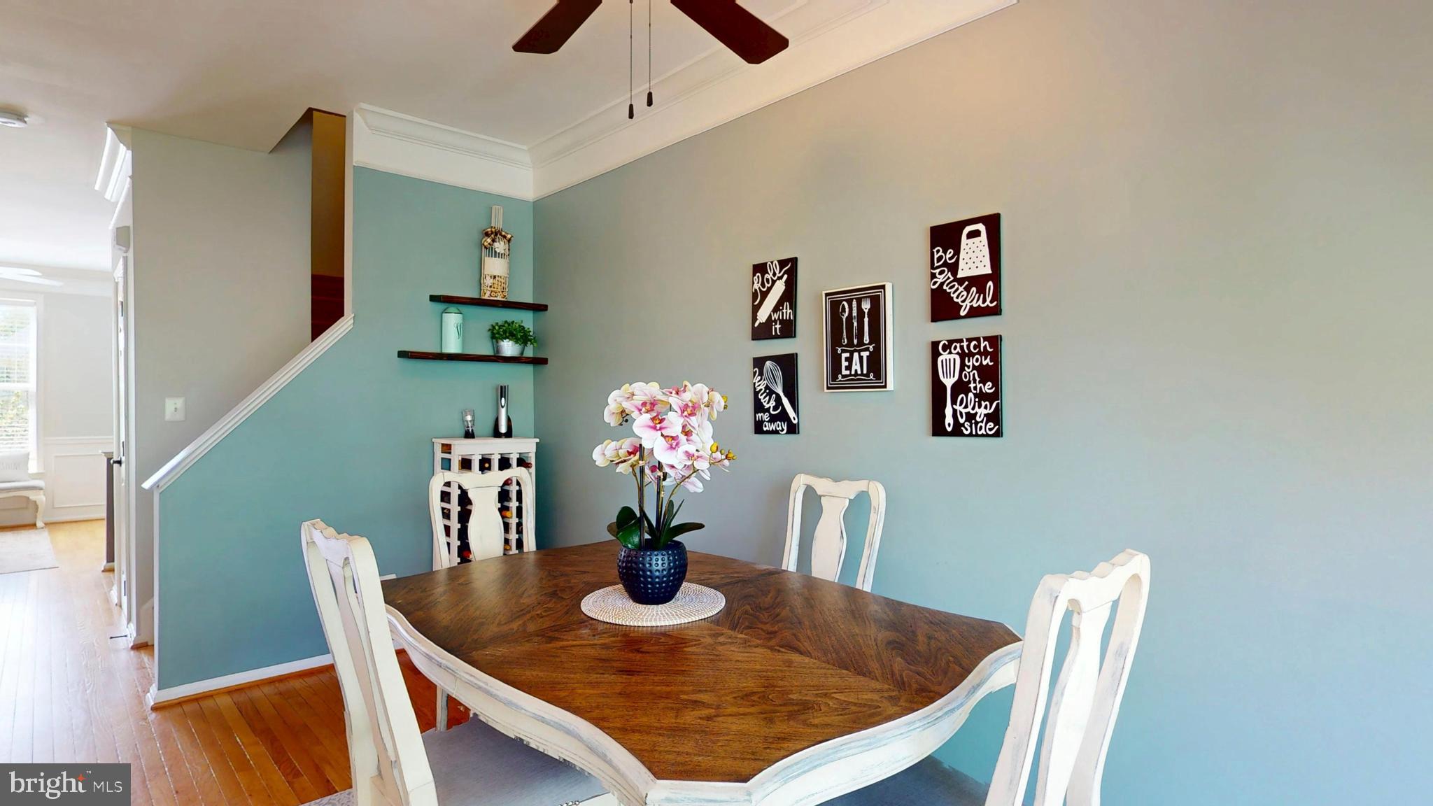 SIGNATURE AT BROADLANDS - Residential