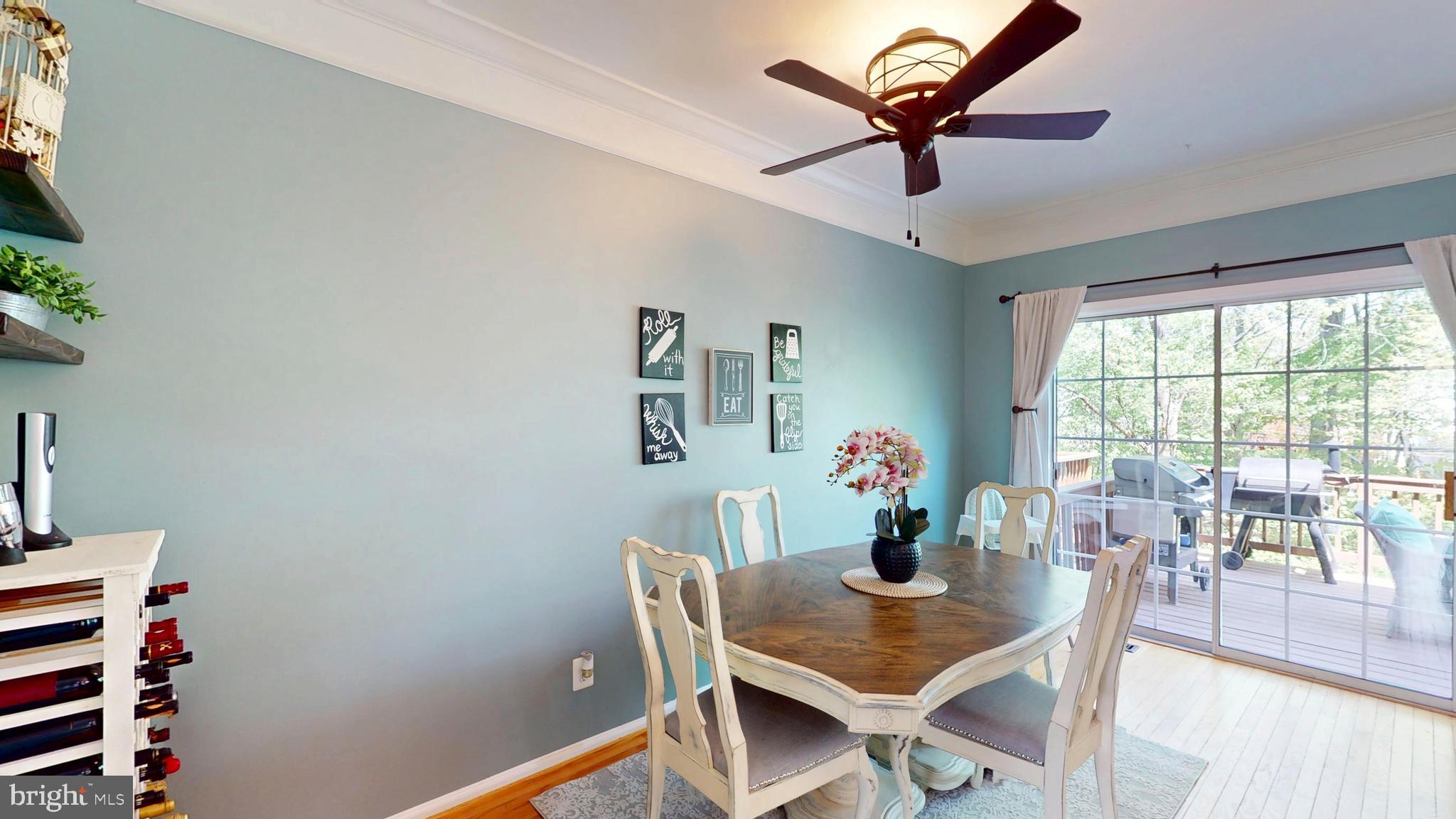 SIGNATURE AT BROADLANDS - Residential