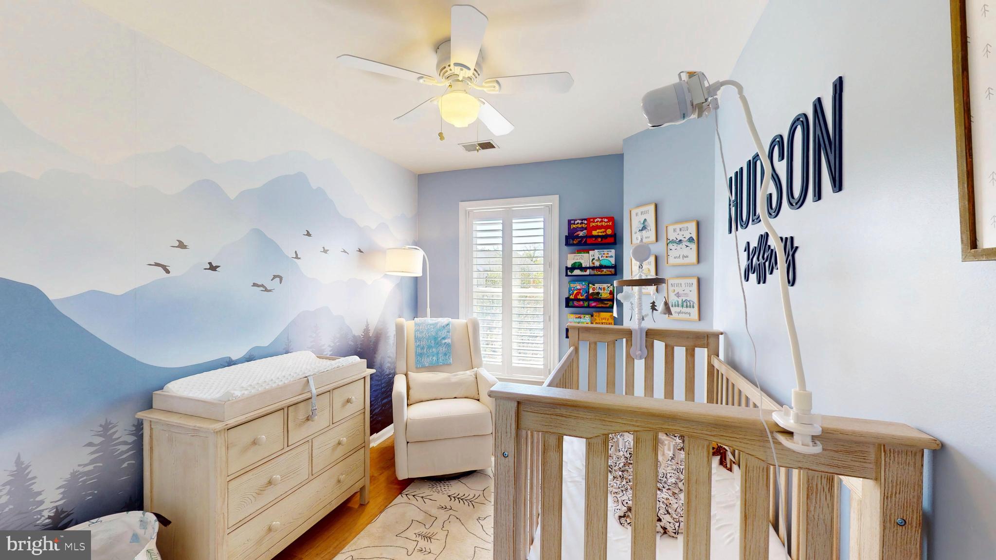 SIGNATURE AT BROADLANDS - Residential