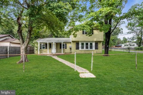 102 SUNSET STREET BROWNS MILLS NJ 08015