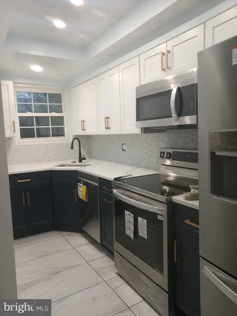 2904 Willston Place Unit 73, Falls Church, VA MLS: VAFX2287898