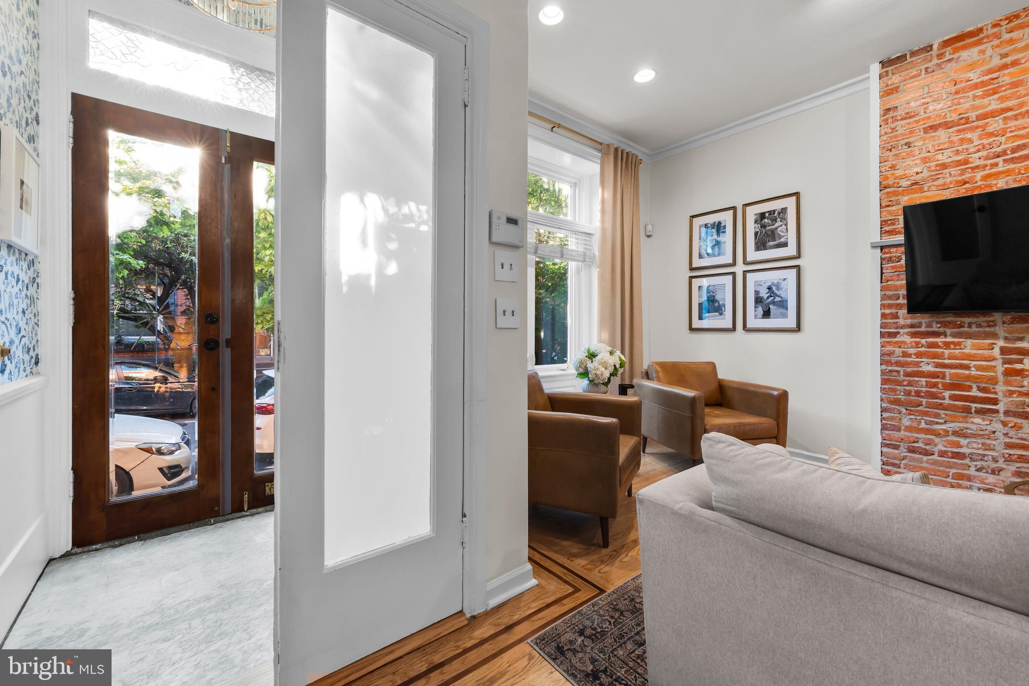FAIRMOUNT - Residential
