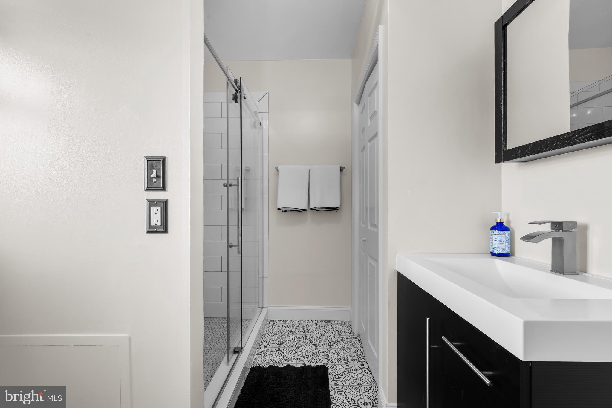 FAIRMOUNT - Residential