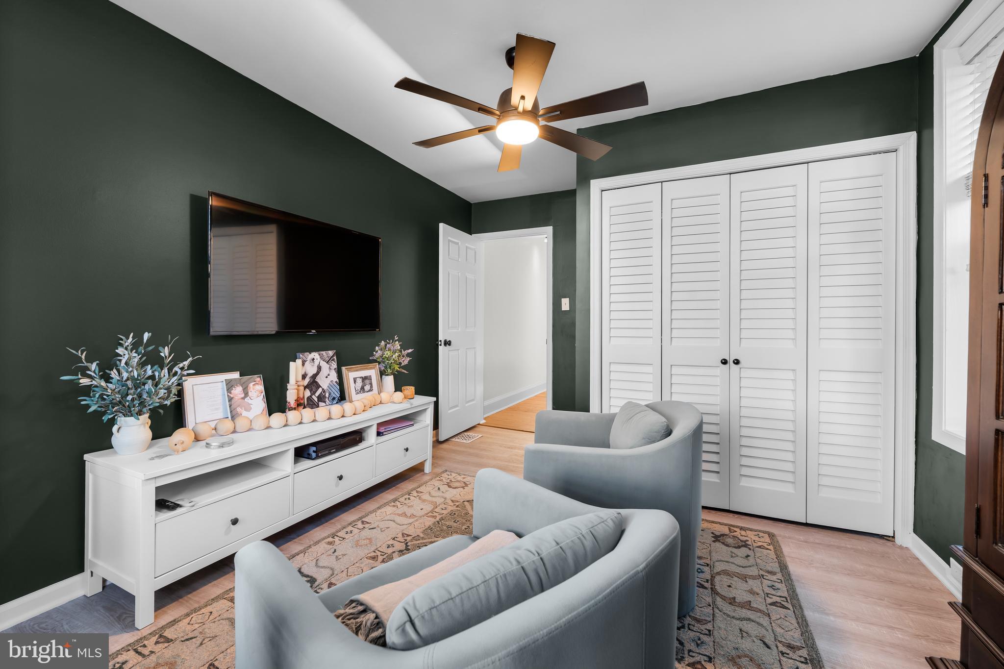 FAIRMOUNT - Residential