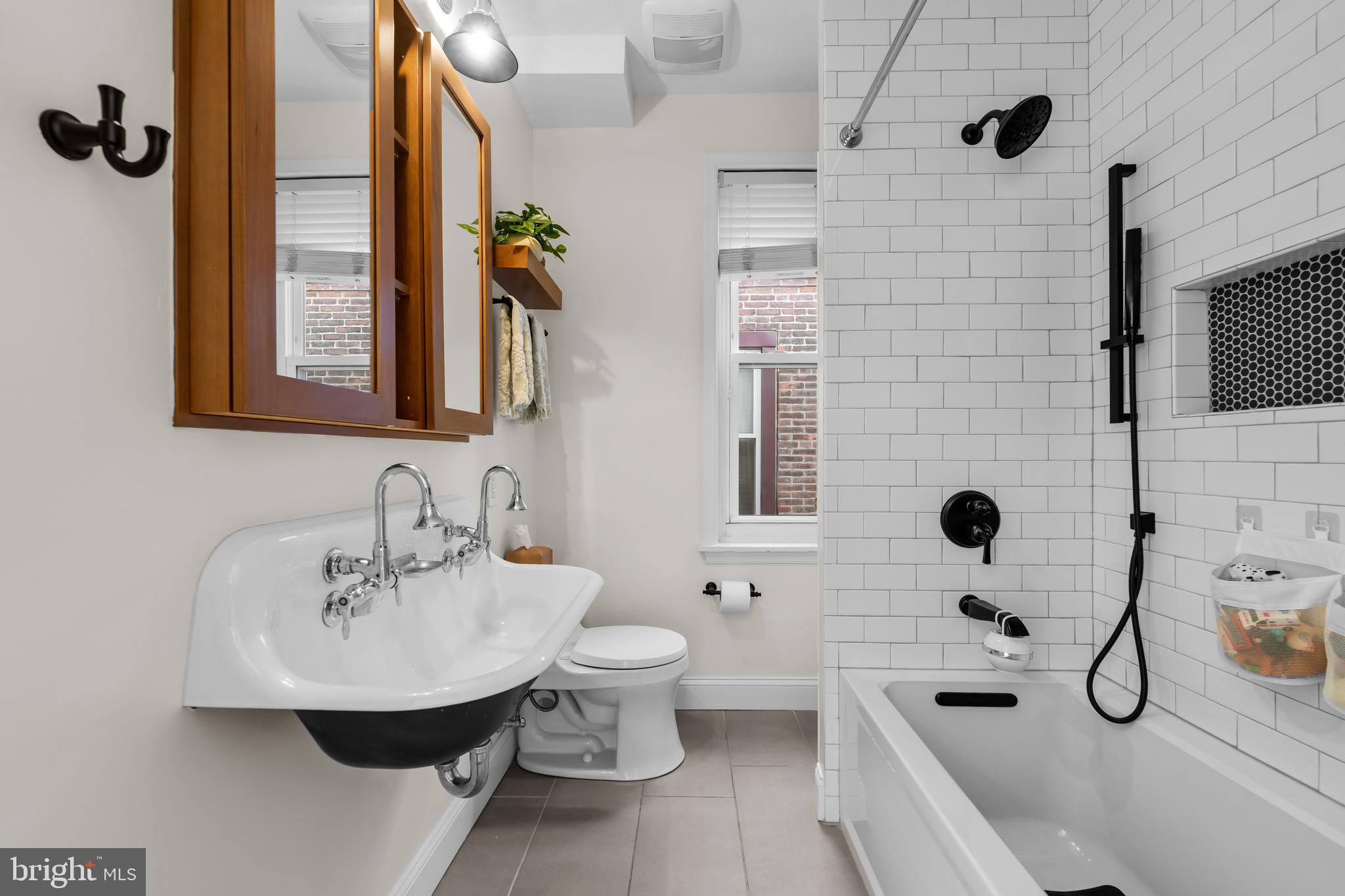 FAIRMOUNT - Residential