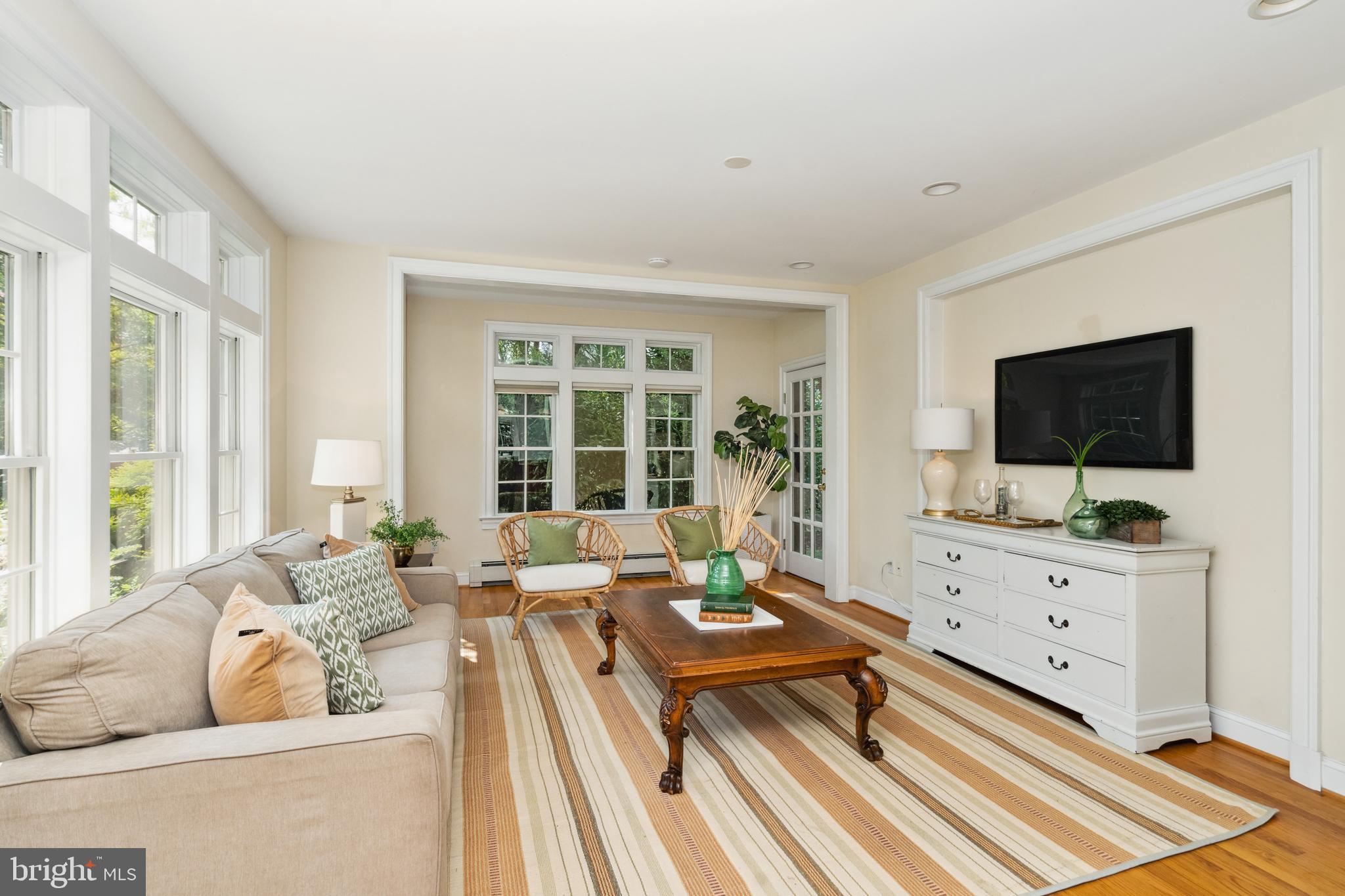 STONELEIGH - Residential