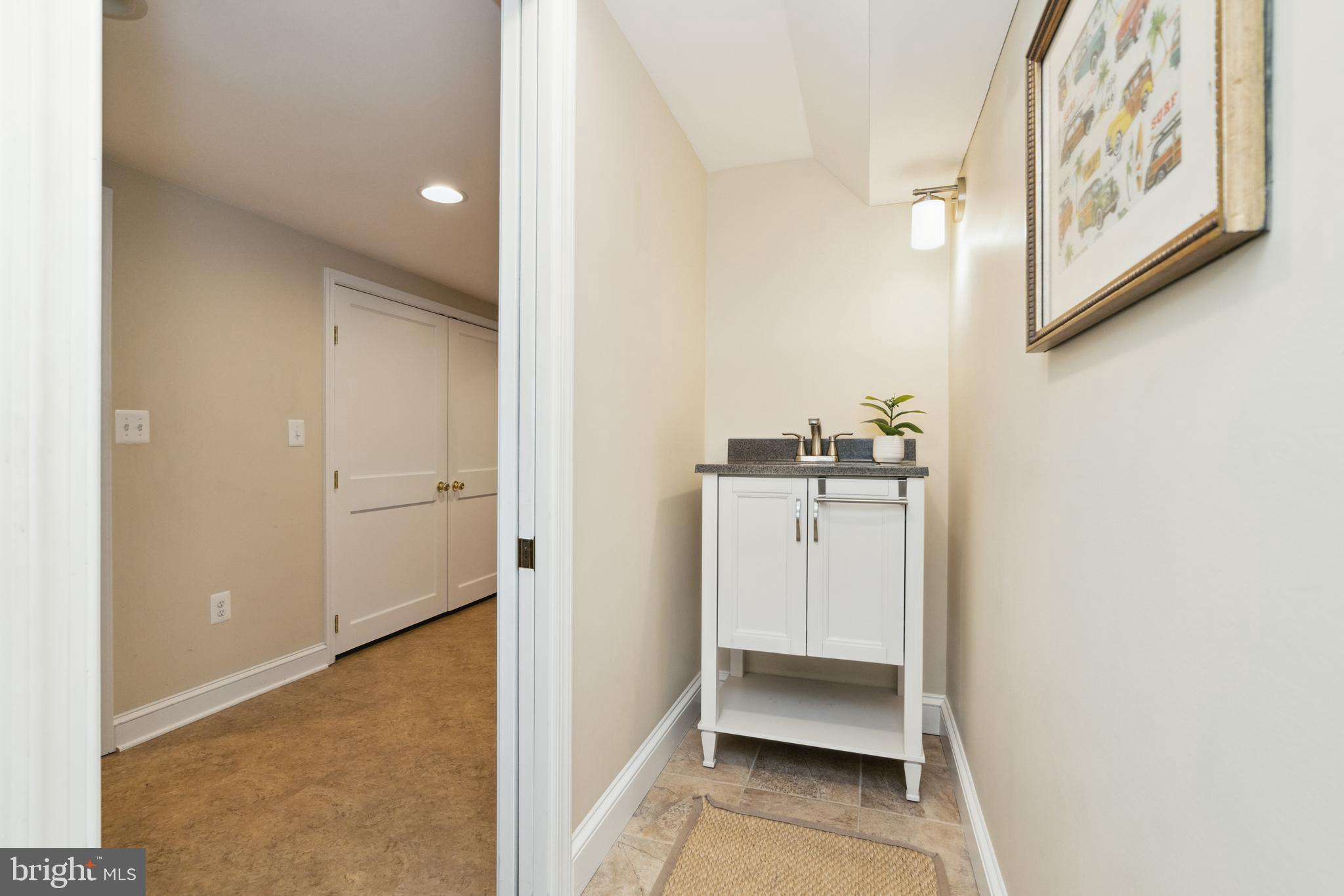 STONELEIGH - Residential