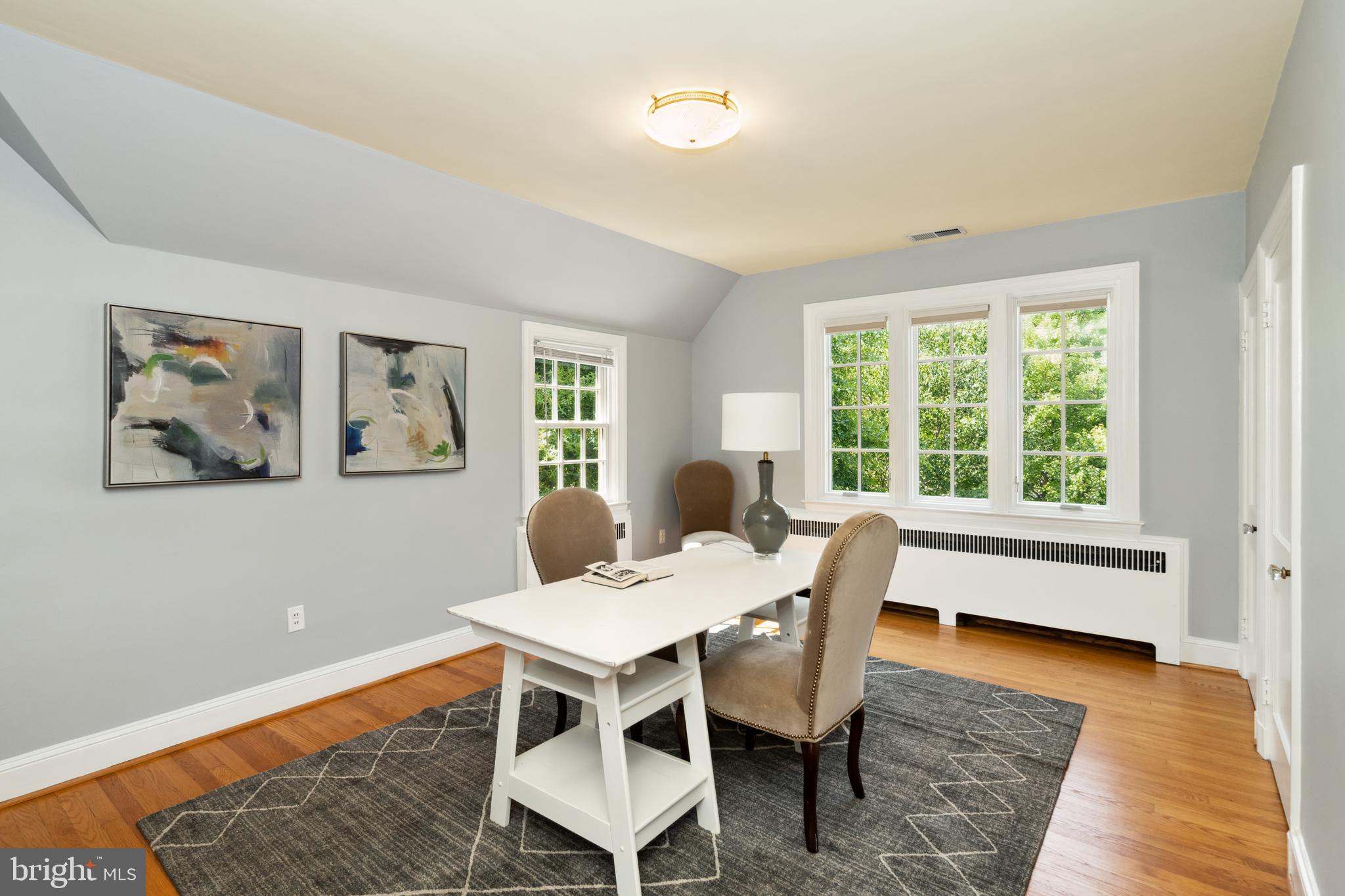 STONELEIGH - Residential