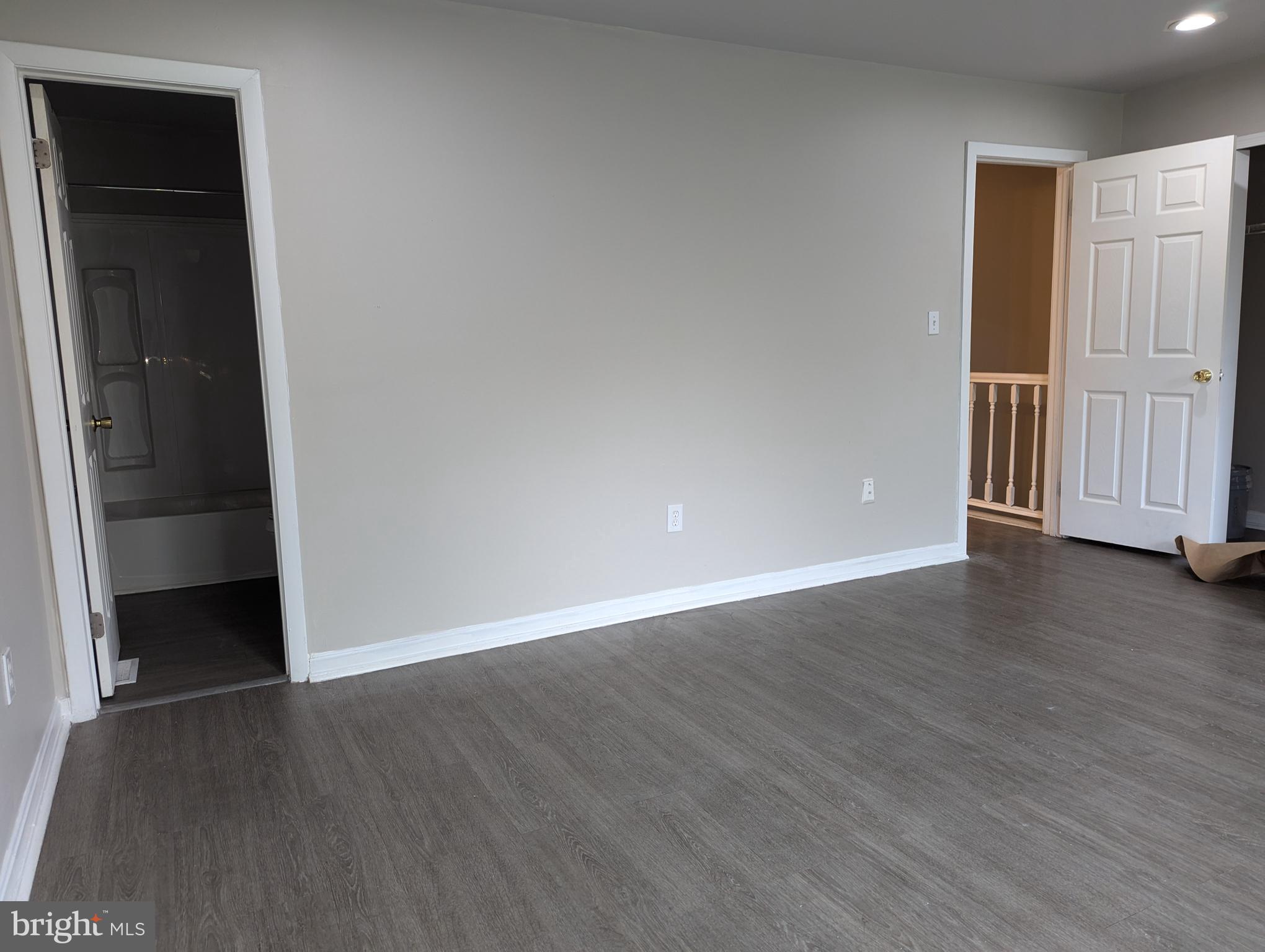 BROOKSQUARE - Residential Lease