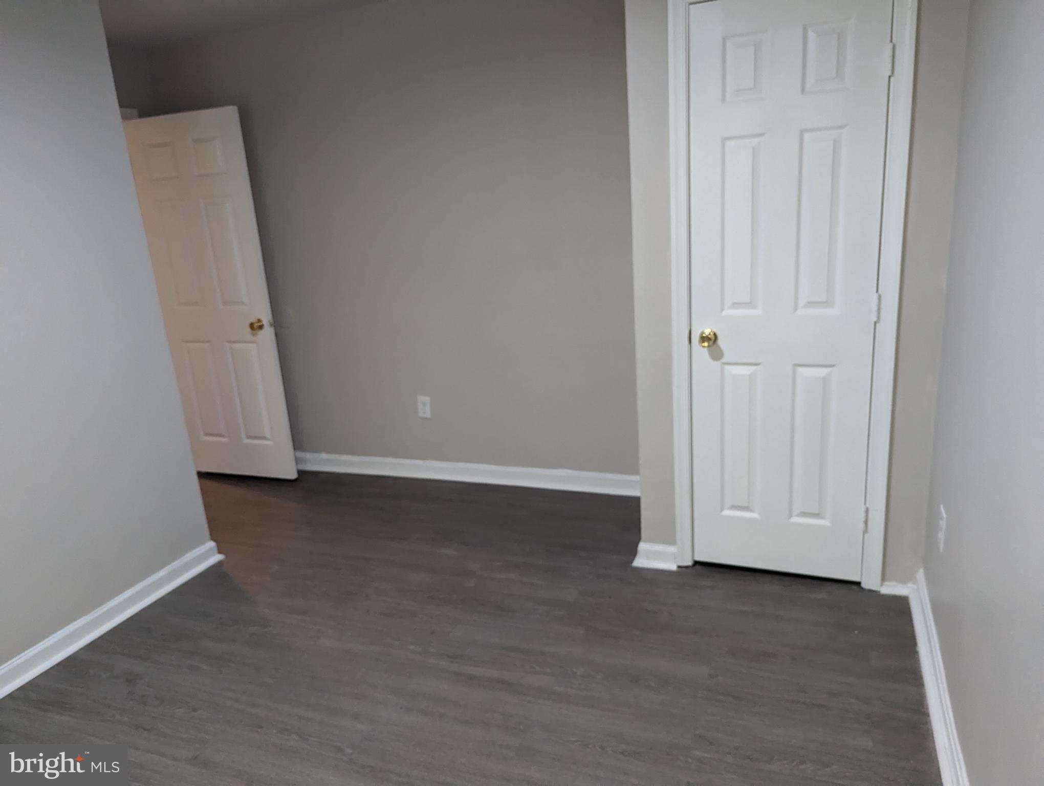 BROOKSQUARE - Residential Lease