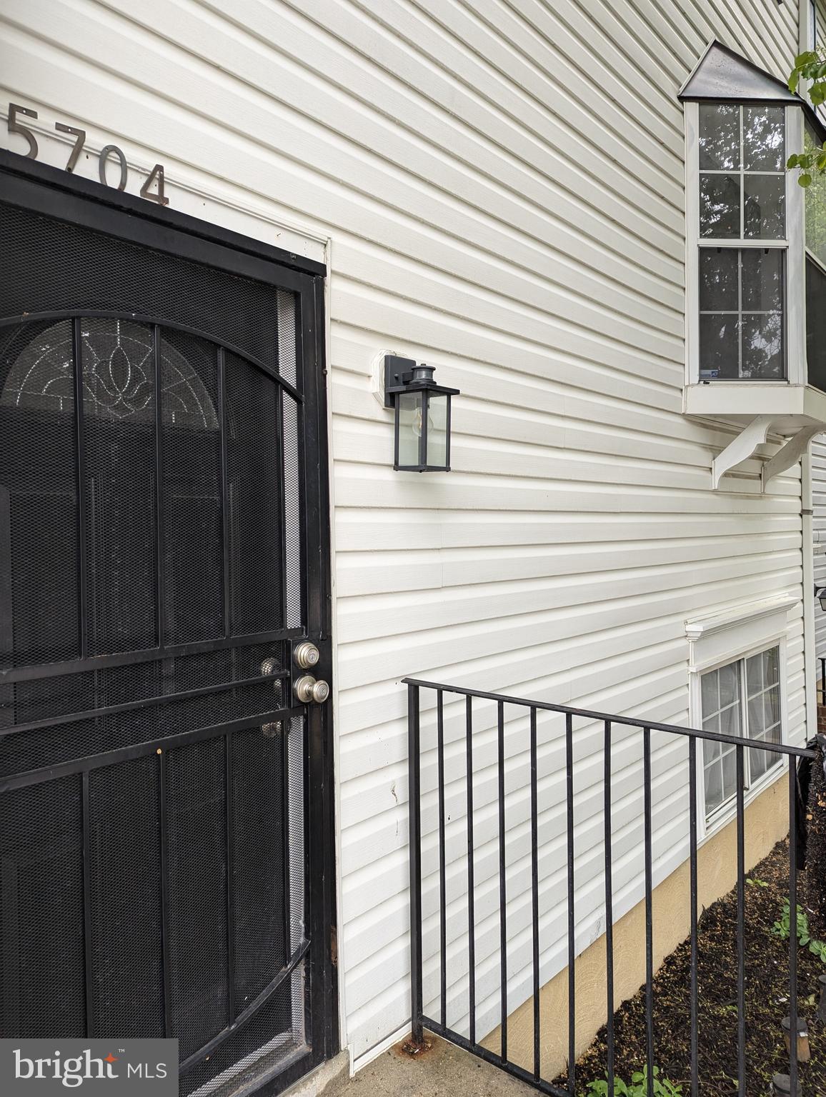 BROOKSQUARE - Residential Lease